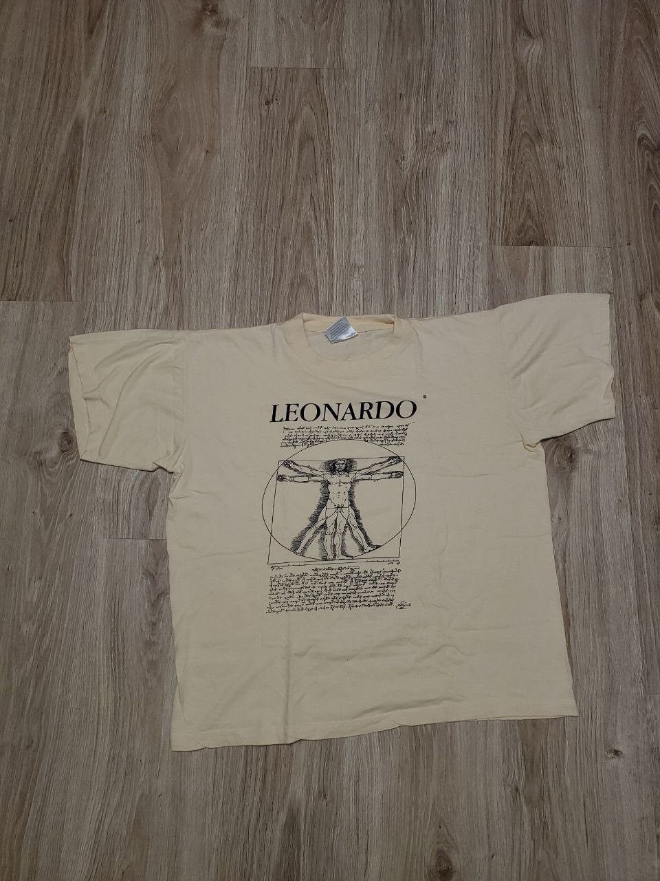 Vintage Leonardo da Vinci Italy Vitruvian Man Art T-Shirt Size US XL / EU 56 / 4 - 1 Thumbnail