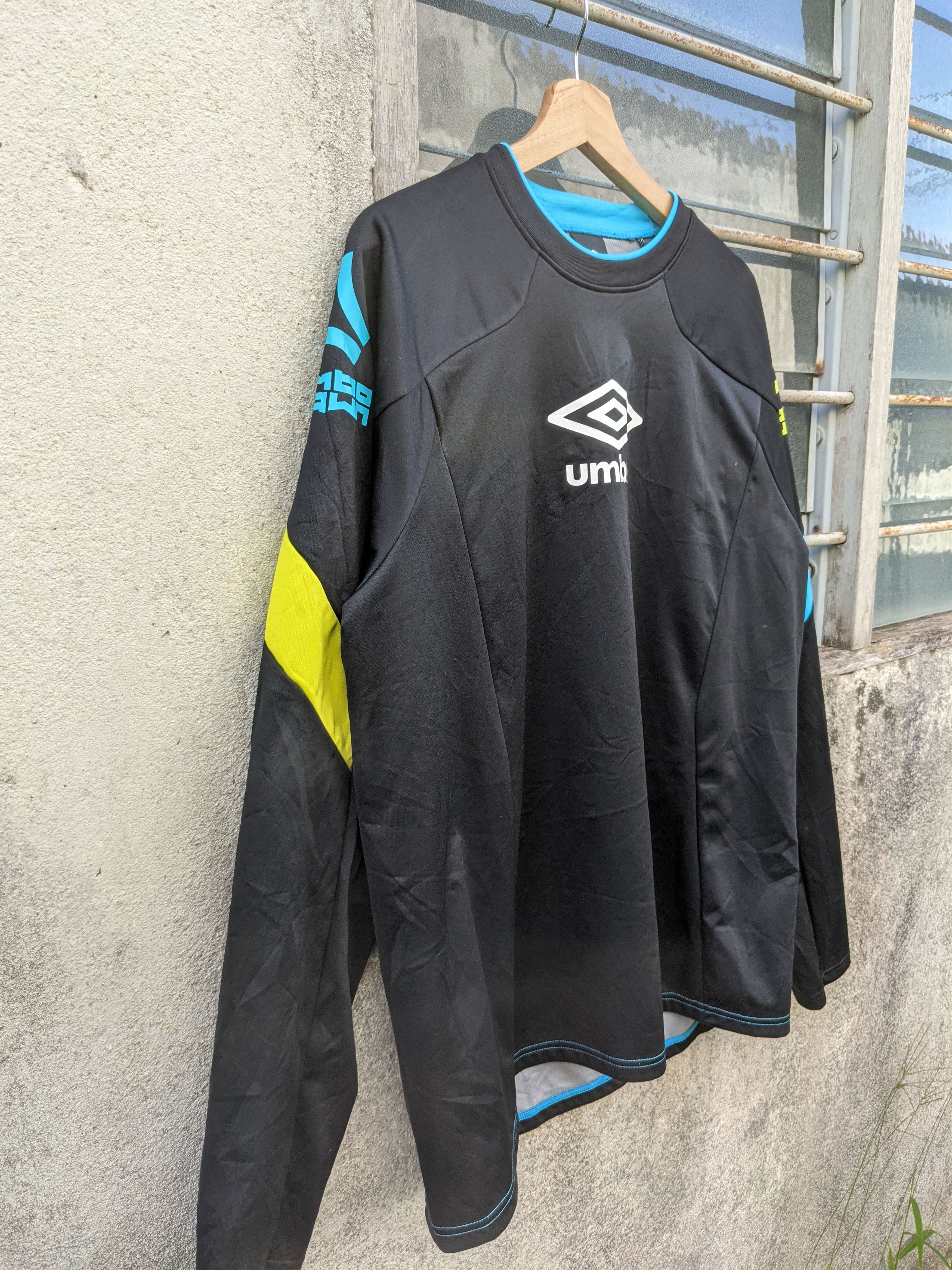 Descente × Umbro Vintage Umbro Training Sweater Size US M / EU 48-50 / 2 - 4 Thumbnail