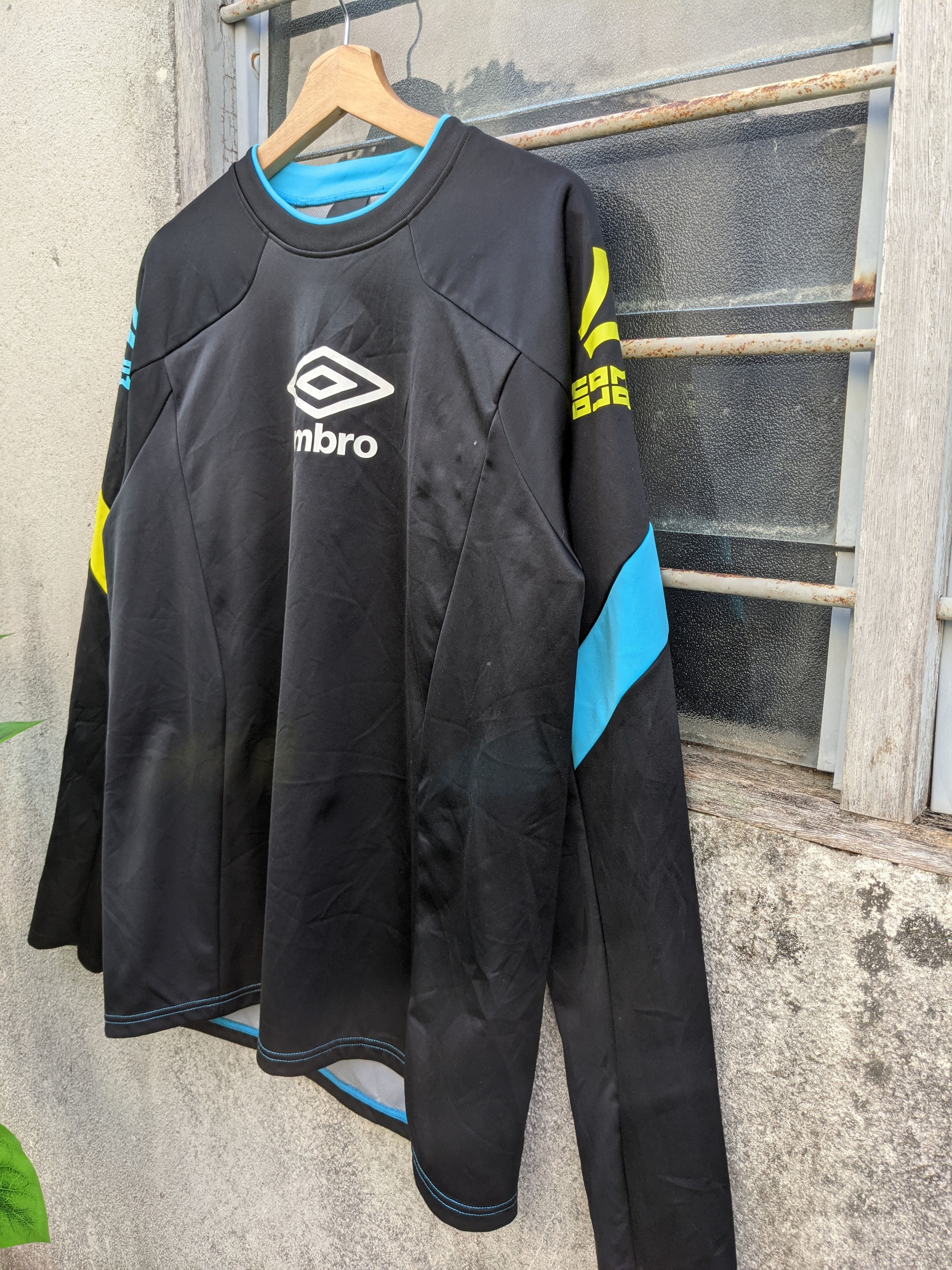 Descente × Umbro Vintage Umbro Training Sweater Size US M / EU 48-50 / 2 - 3 Thumbnail