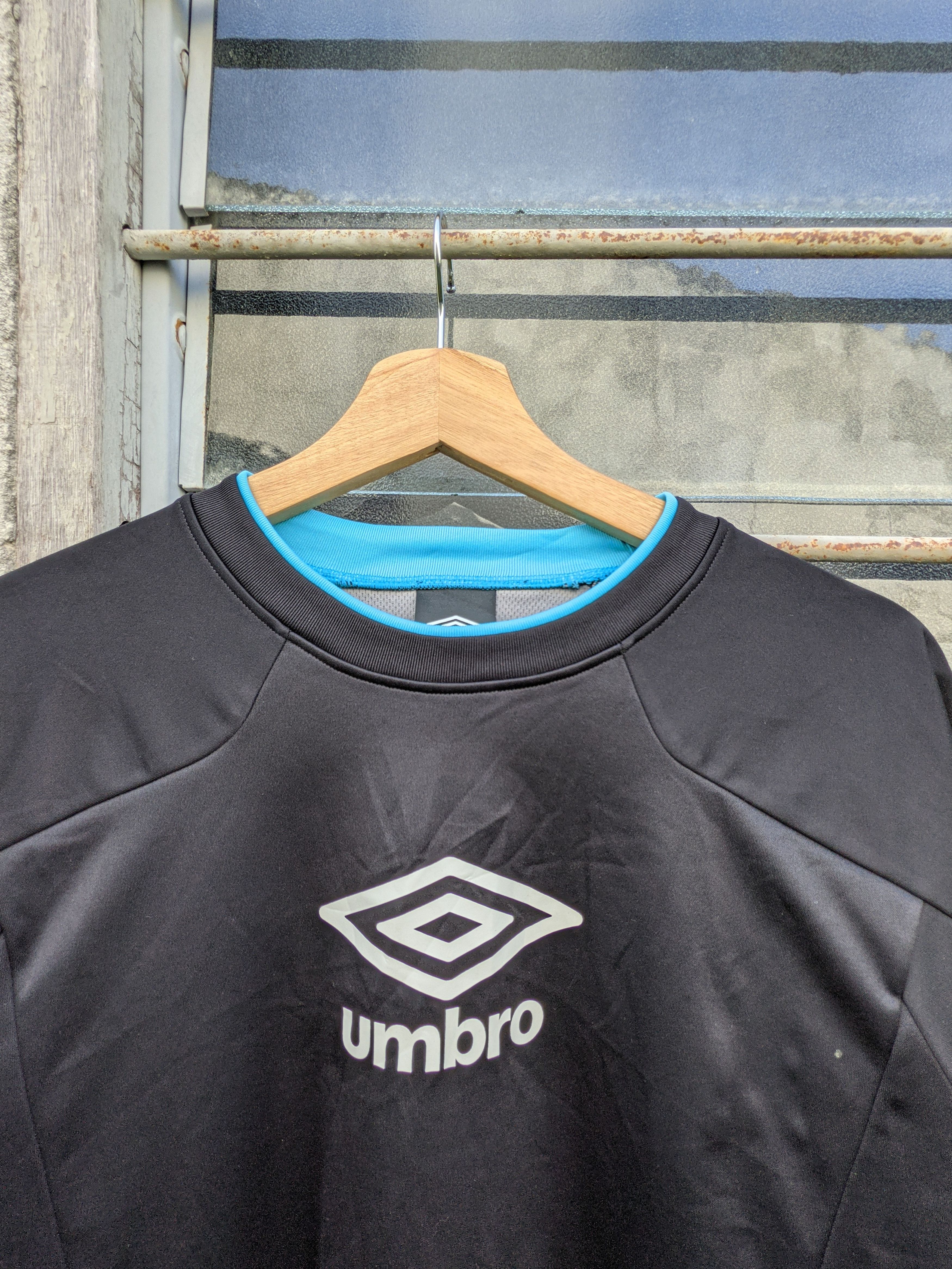 Descente × Umbro Vintage Umbro Training Sweater Size US M / EU 48-50 / 2 - 5 Thumbnail