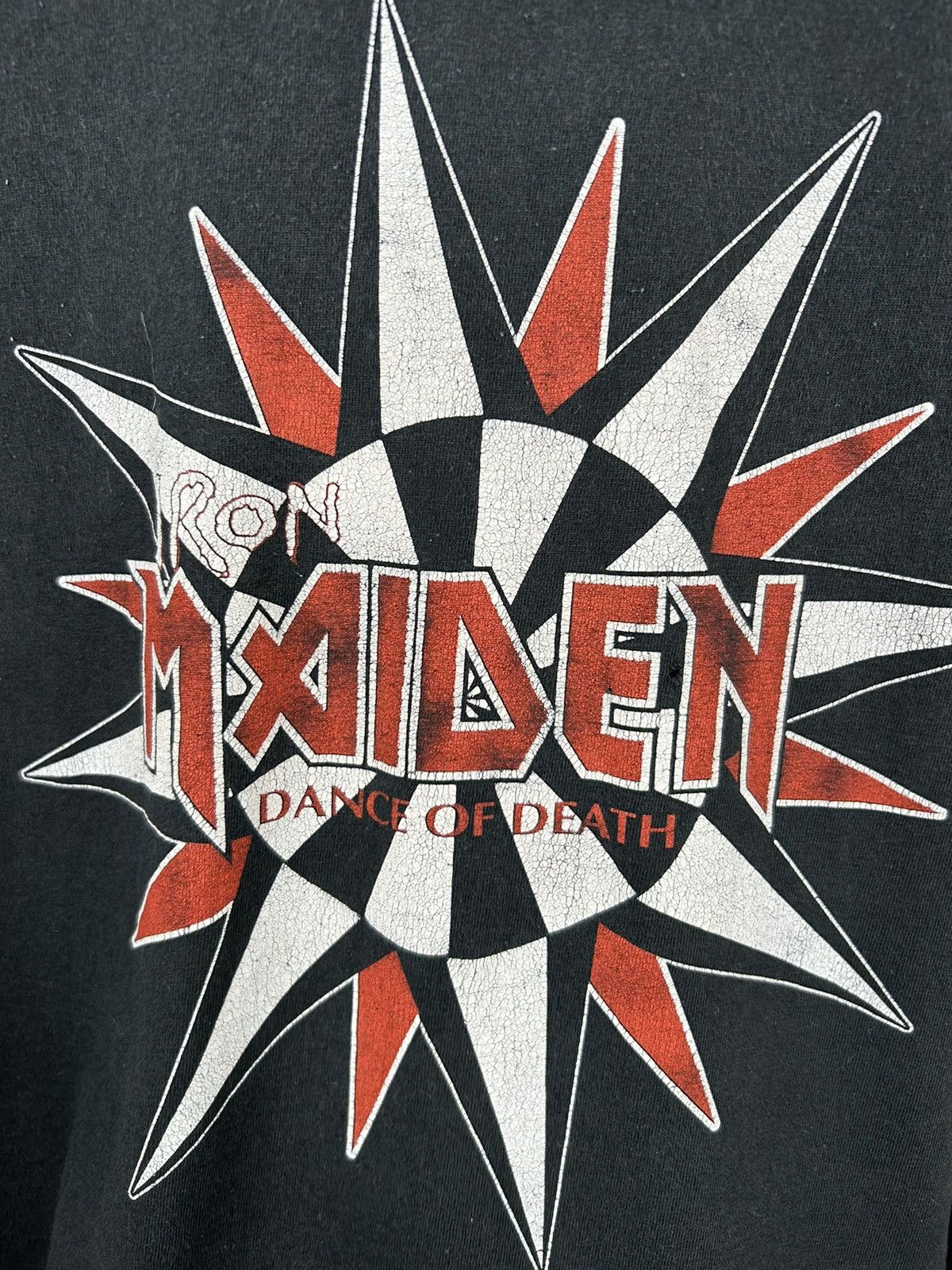 Band Tees Vintage Iron Maiden T-shirt Dance of Death Tee Size US M / EU 48-50 / 2 - 6 Thumbnail