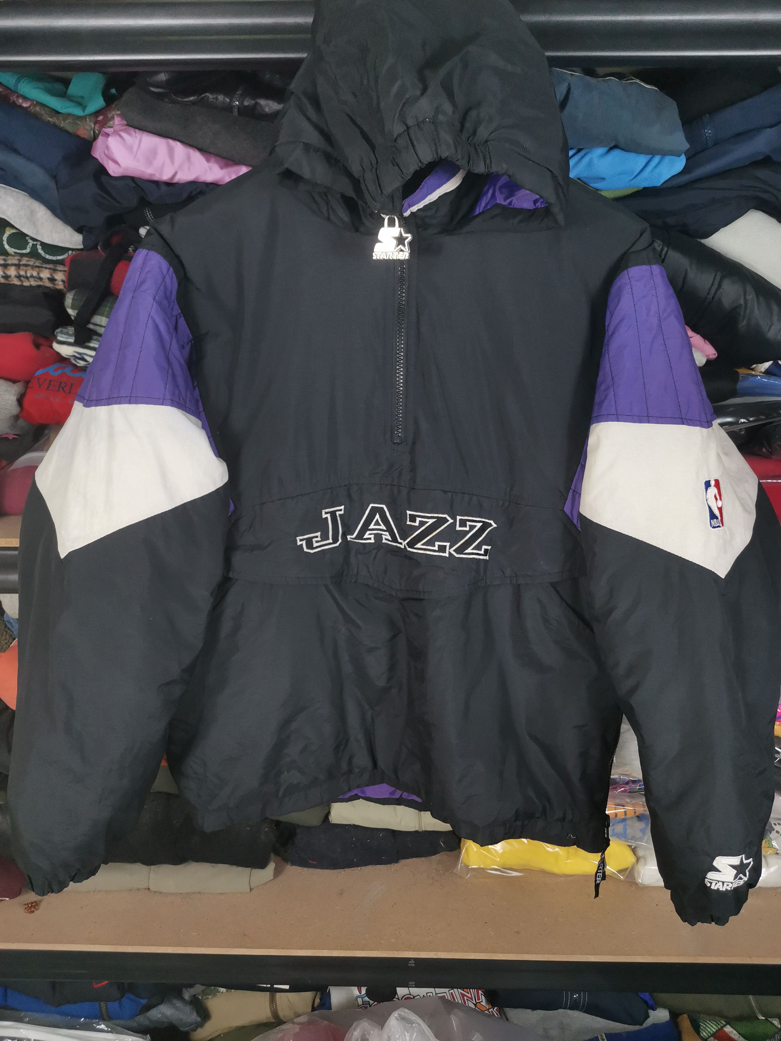 Starter Vintage Nba Starter Utah Jazz Embroidered Puffer Jacket Size US L / EU 52-54 / 3 - 3 Thumbnail