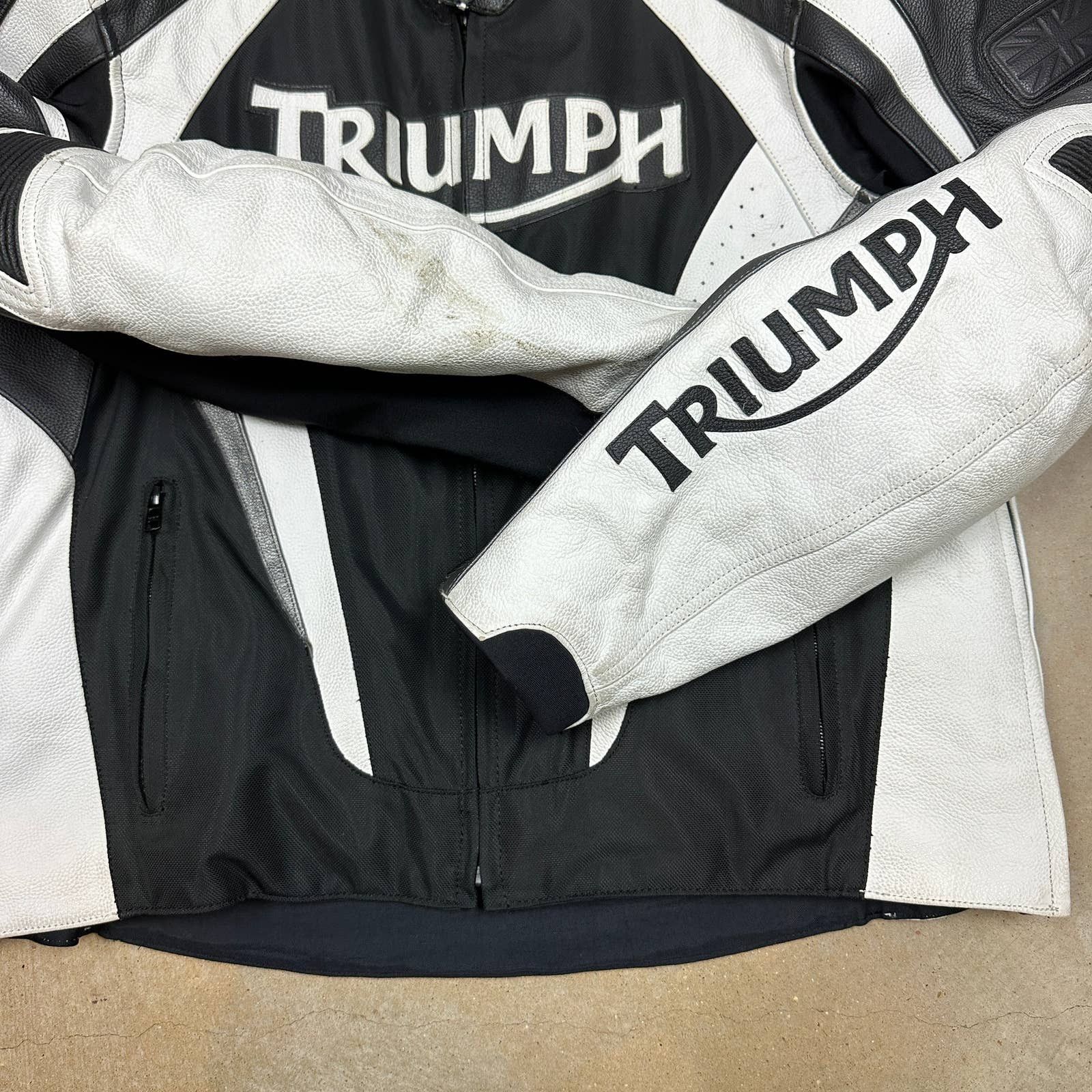 00s Black White Triumph Leather Motorcycle Riding Jacket U30 Leather Jackets