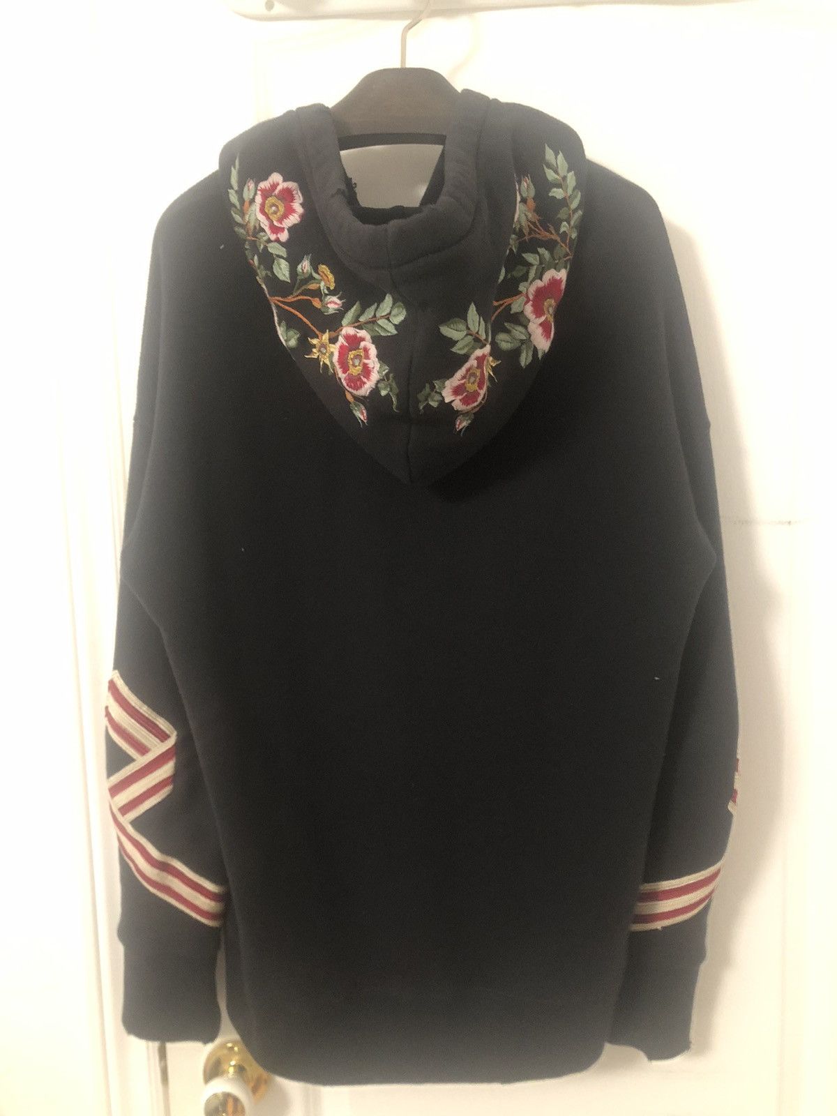 Gucci Gucci Sacred Heart Embroidered Hoodie Size US M / EU 48-50 / 2 - 6 Thumbnail