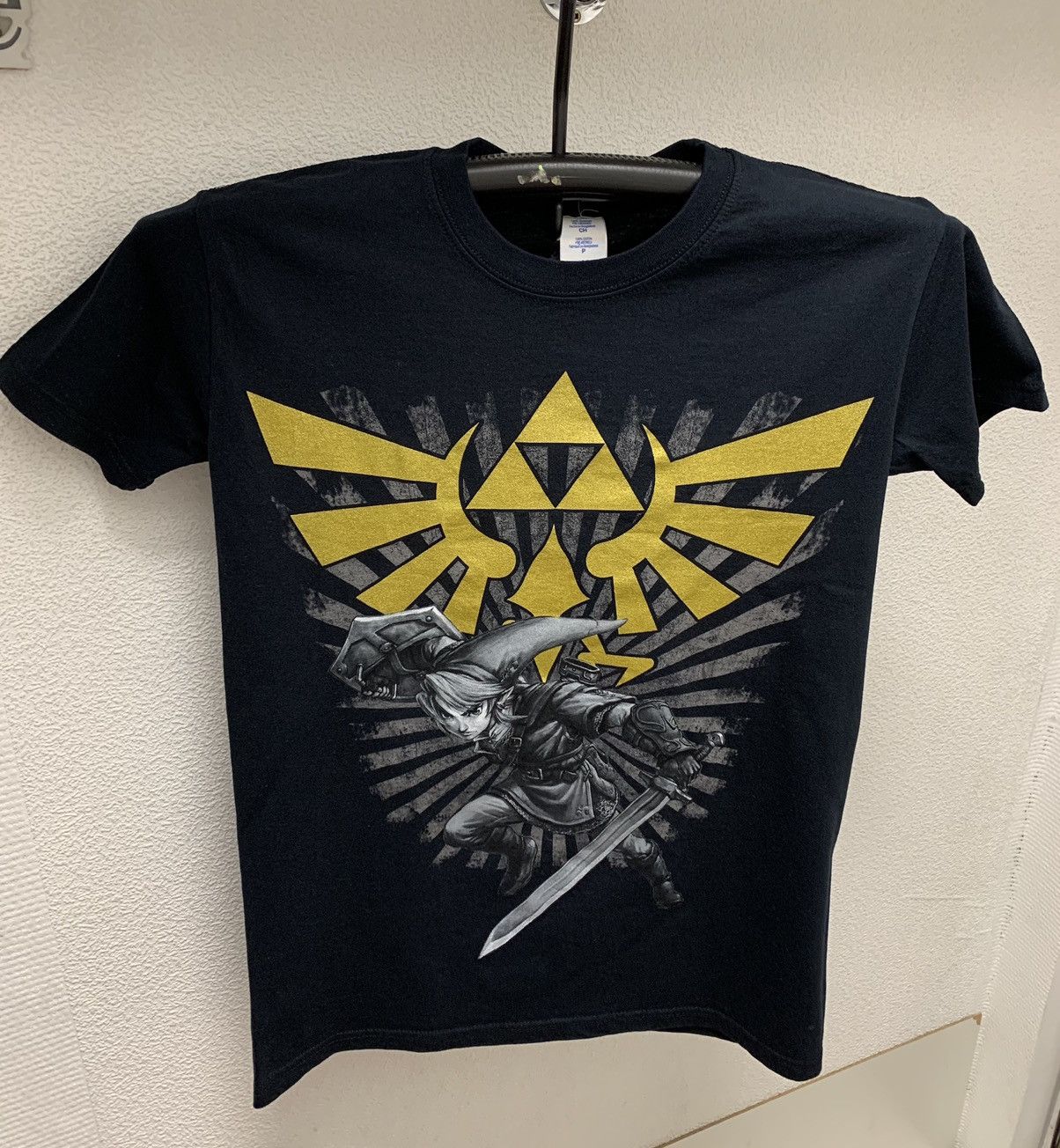 Vintage Nintendo Zelda y2k Japanese brand 2012 t-shirt S streetwear Size US S / EU 44-46 / 1 - 1 Thumbnail