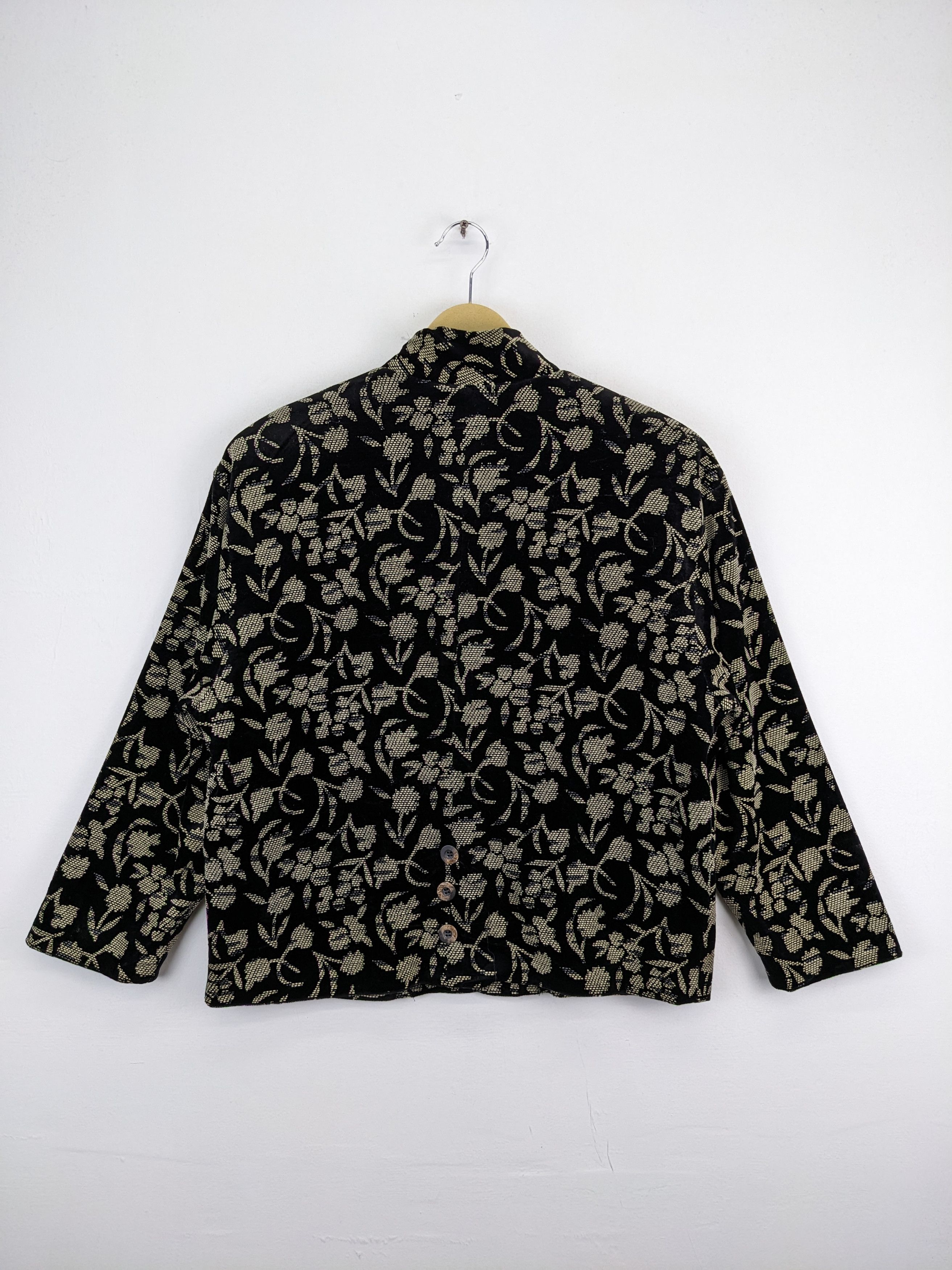 Japanese Brand × Vintage Vintage Cardigan Coat Jacket Floral Printed Size M / US 6-8 / IT 42-44 - 2 Thumbnail