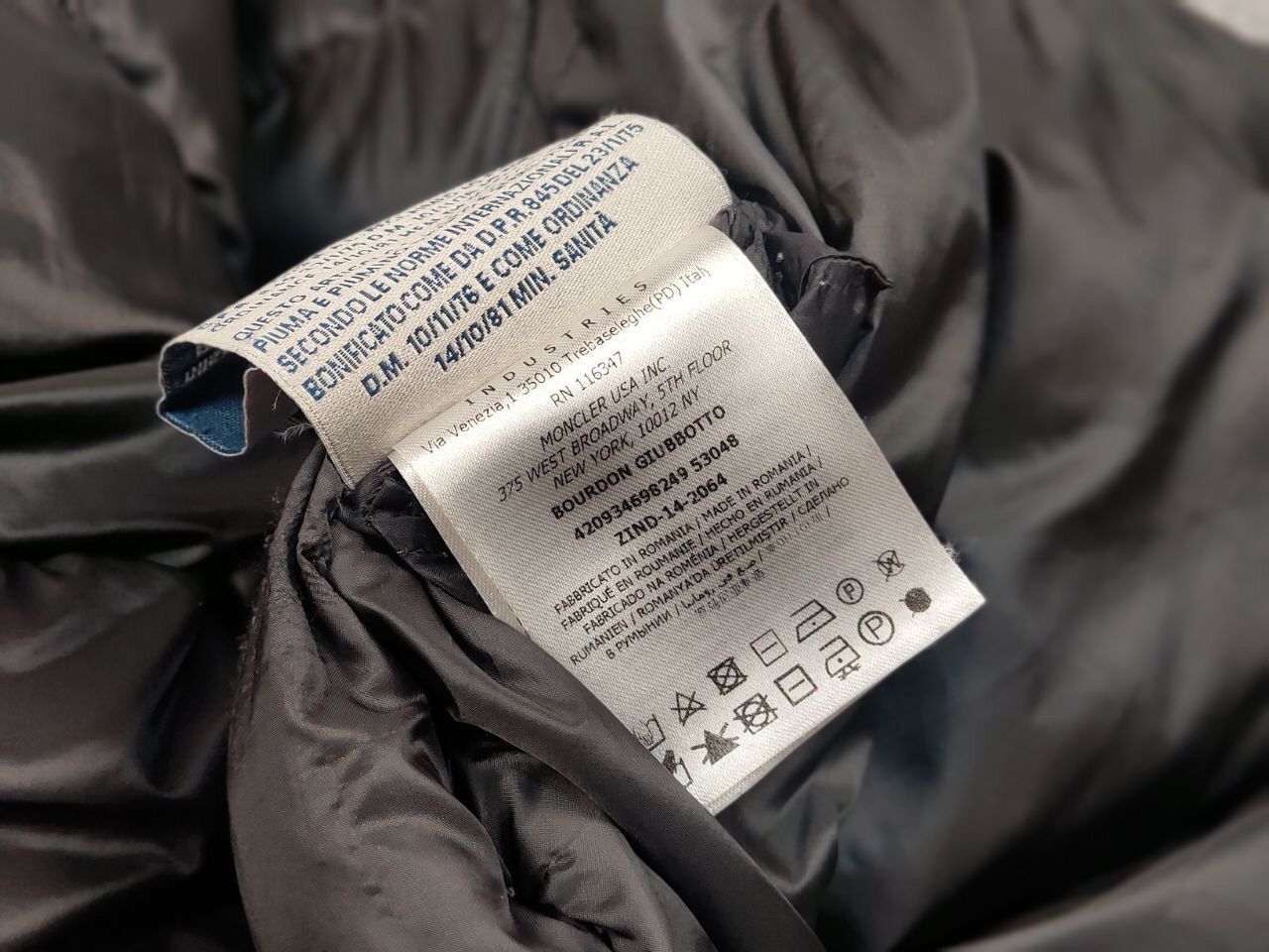 Moncler Auth Moncler Bourdon Giubbotto Snap-Front Puffer Down Jacket Size M / US 6-8 / IT 42-44 - 23 Thumbnail