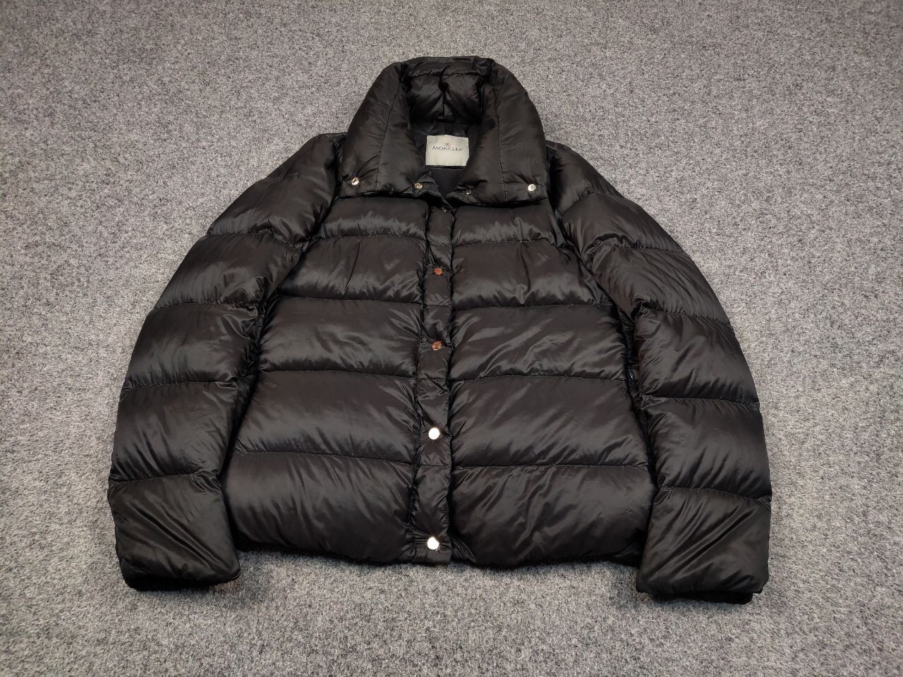 Moncler Auth Moncler Bourdon Giubbotto Snap-Front Puffer Down Jacket Size M / US 6-8 / IT 42-44 - 2 Thumbnail