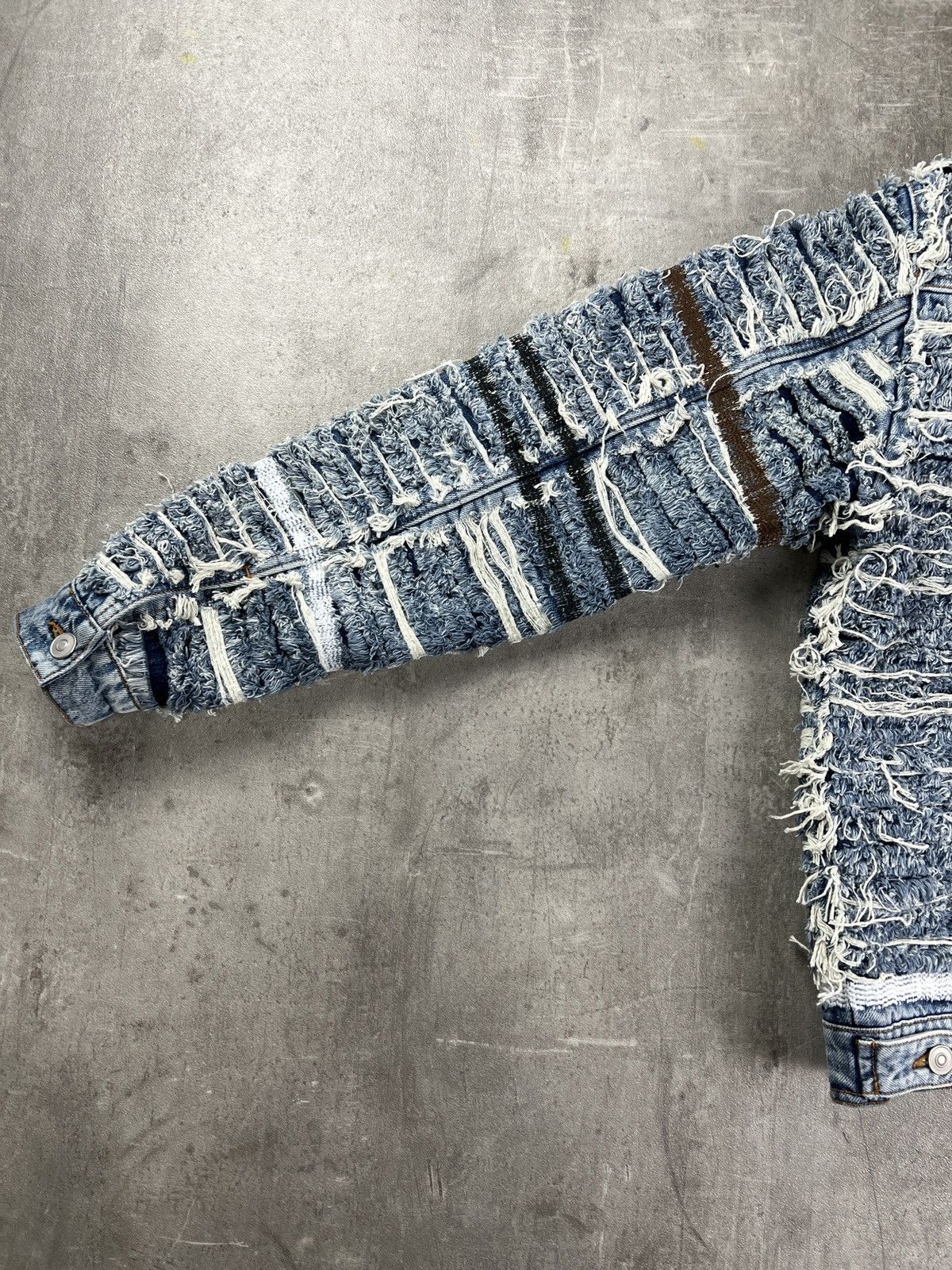 1017 ALYX 9SM × Blackmeans 1017 ALYX 9SM BLACKMEANS Shredded Denim Distressed Jacket Size US S / EU 44-46 / 1 - 16 Thumbnail
