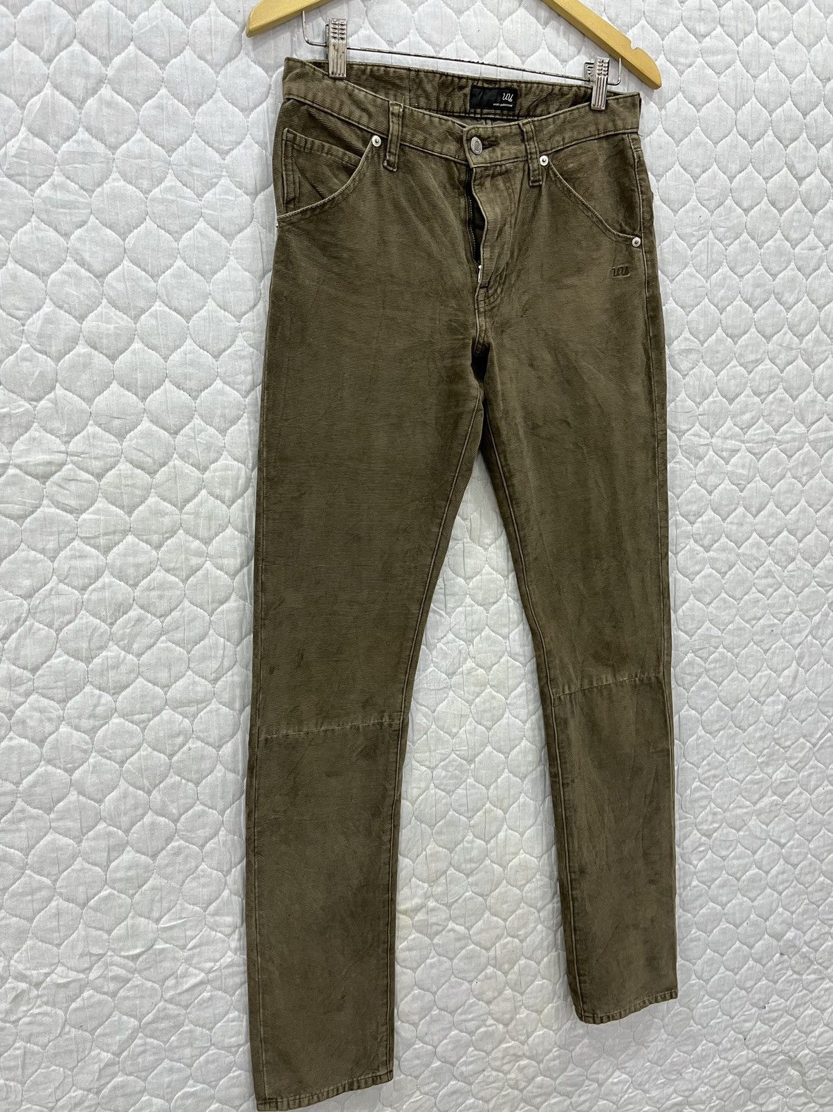 Undercover × Uniqlo (S). UNDERCOVER X UNIQLO HYPEBEAST PANTS Size US 31 - 4 Thumbnail