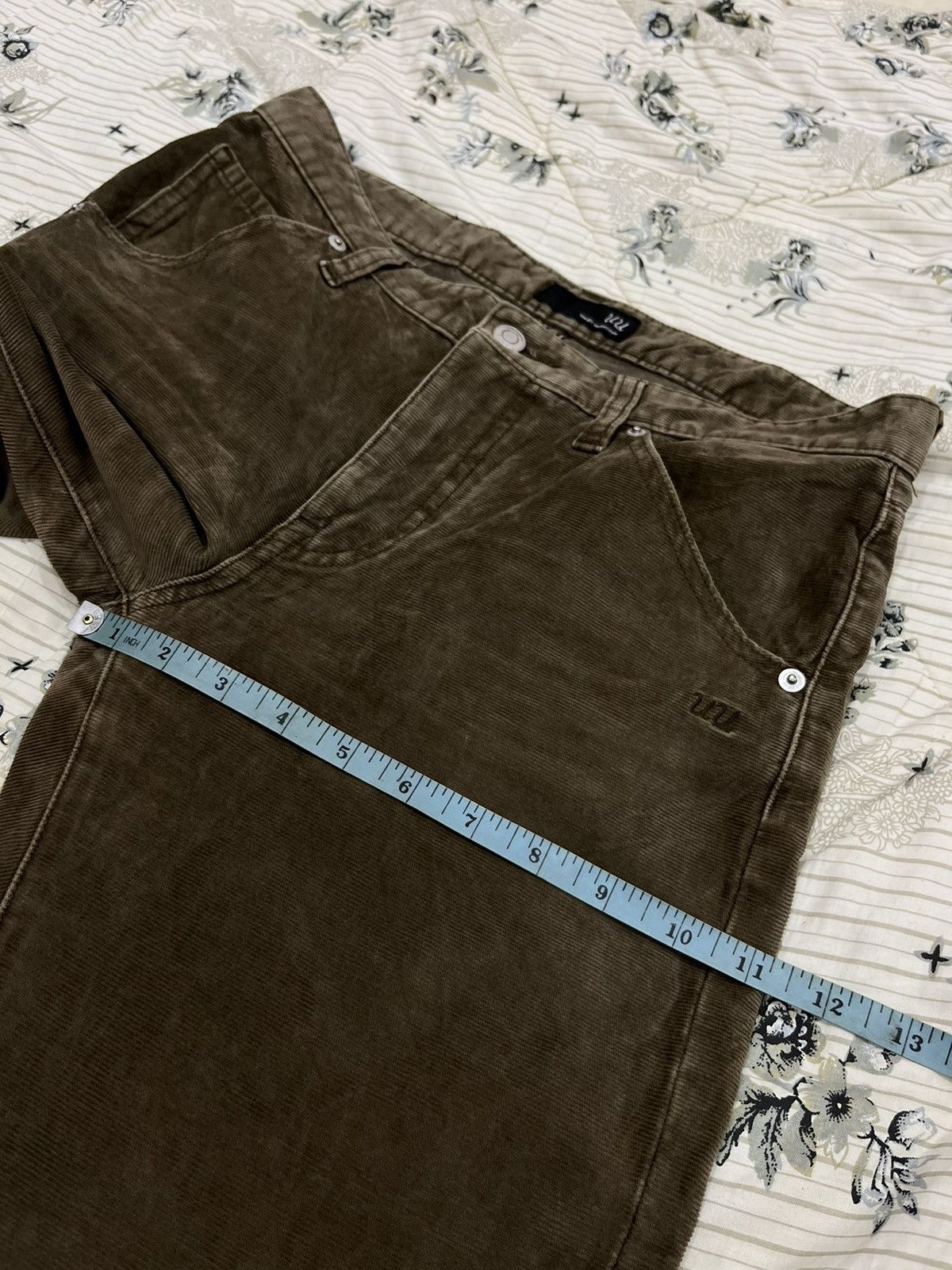 Undercover × Uniqlo (S). UNDERCOVER X UNIQLO HYPEBEAST PANTS Size US 31 - 13 Thumbnail