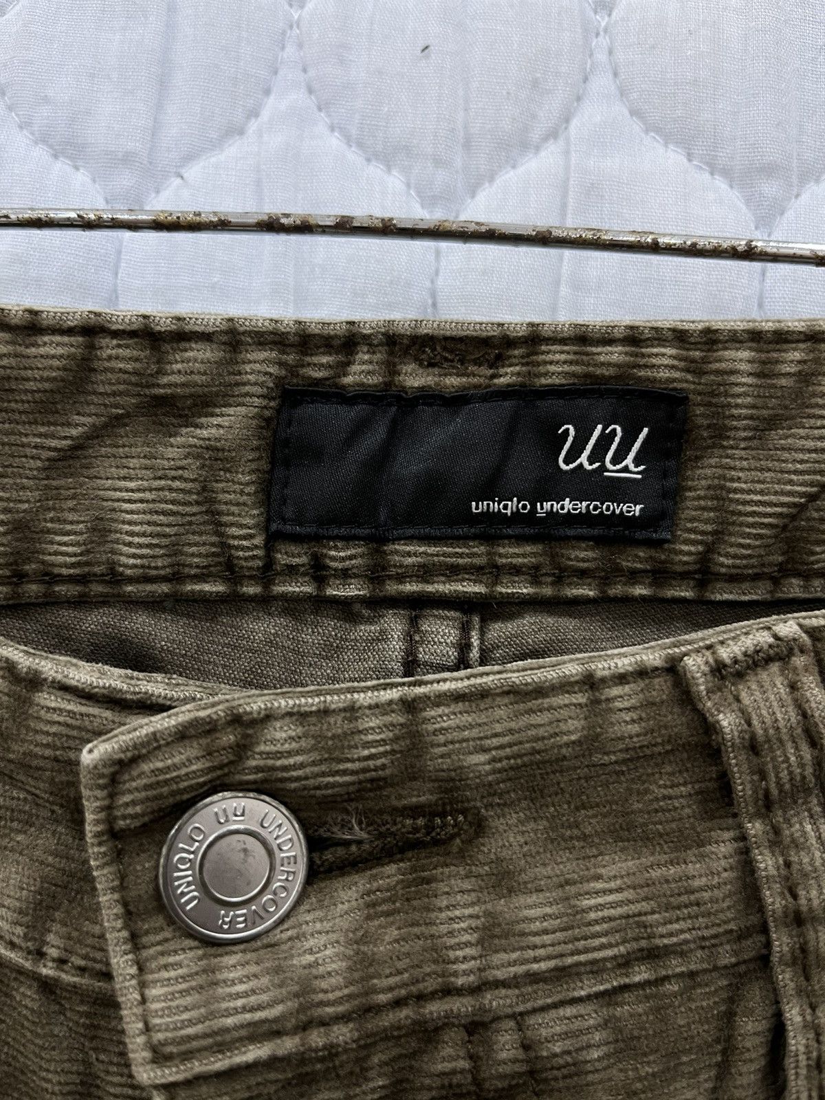 Undercover × Uniqlo (S). UNDERCOVER X UNIQLO HYPEBEAST PANTS Size US 31 - 6 Thumbnail