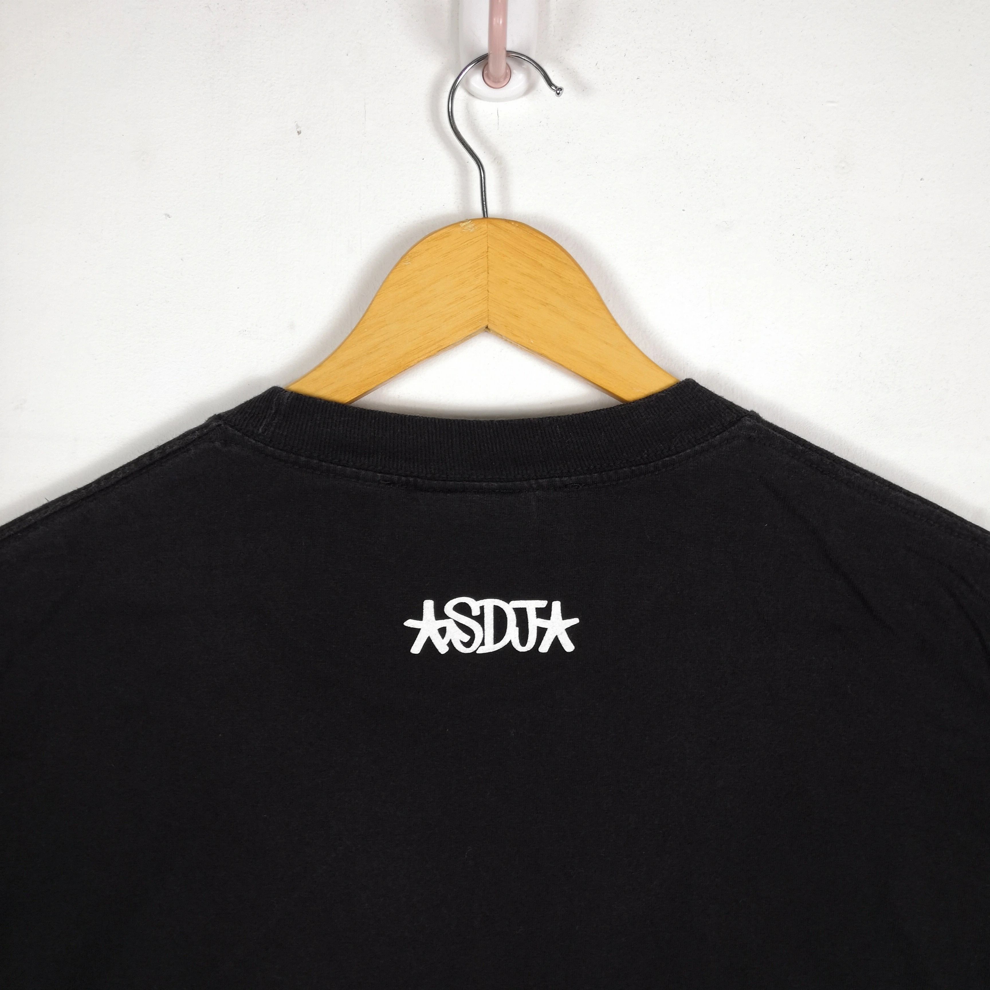 Lafayette 148 Skate T-Shirt Lafayette Bitch Skateboarding Tees | BS18159. Size US L / EU 52-54 / 3 - 4 Thumbnail