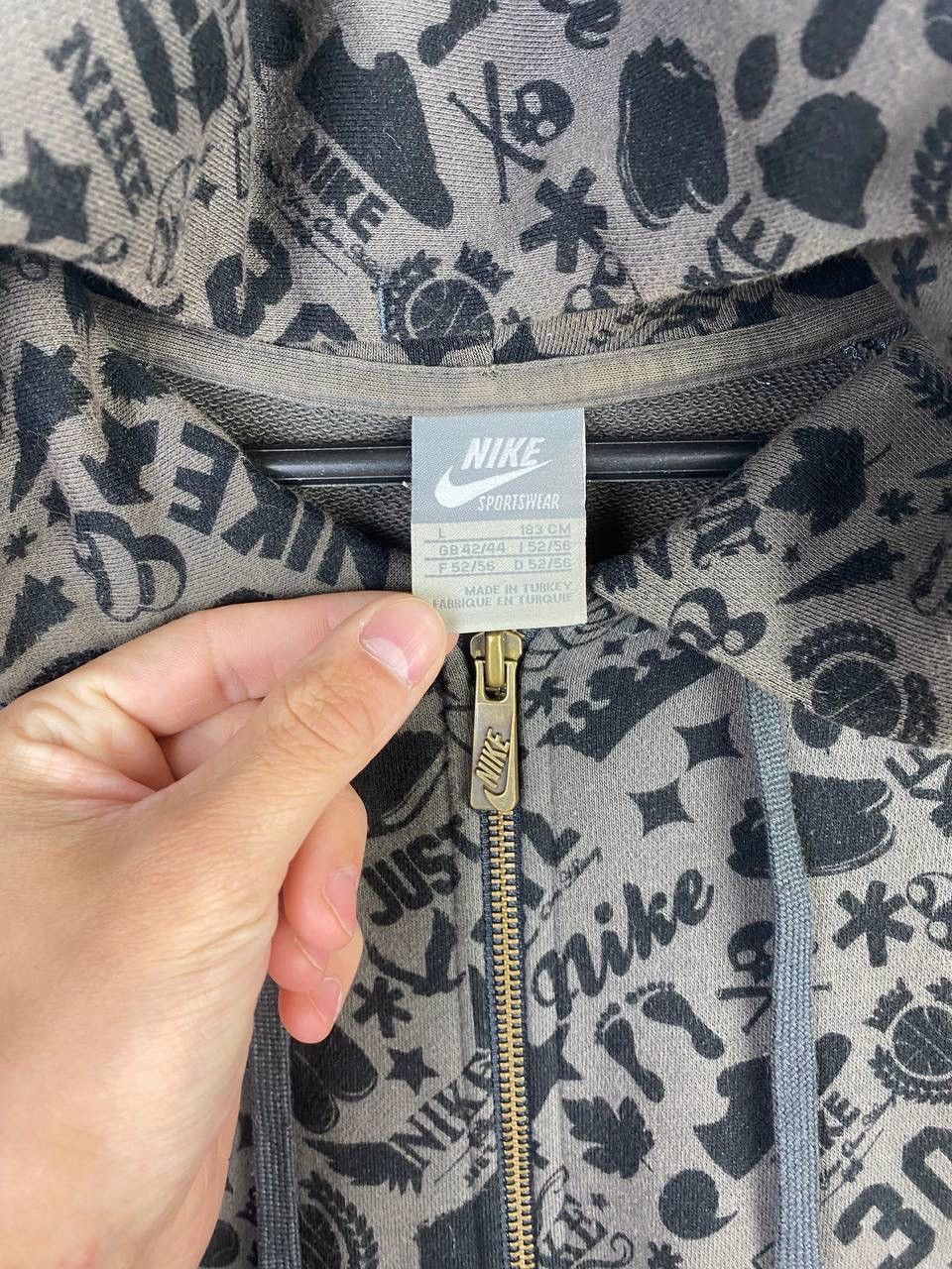 Vintage Nike vintage zip hoodie size L Size US L / EU 52-54 / 3 - 3 Thumbnail