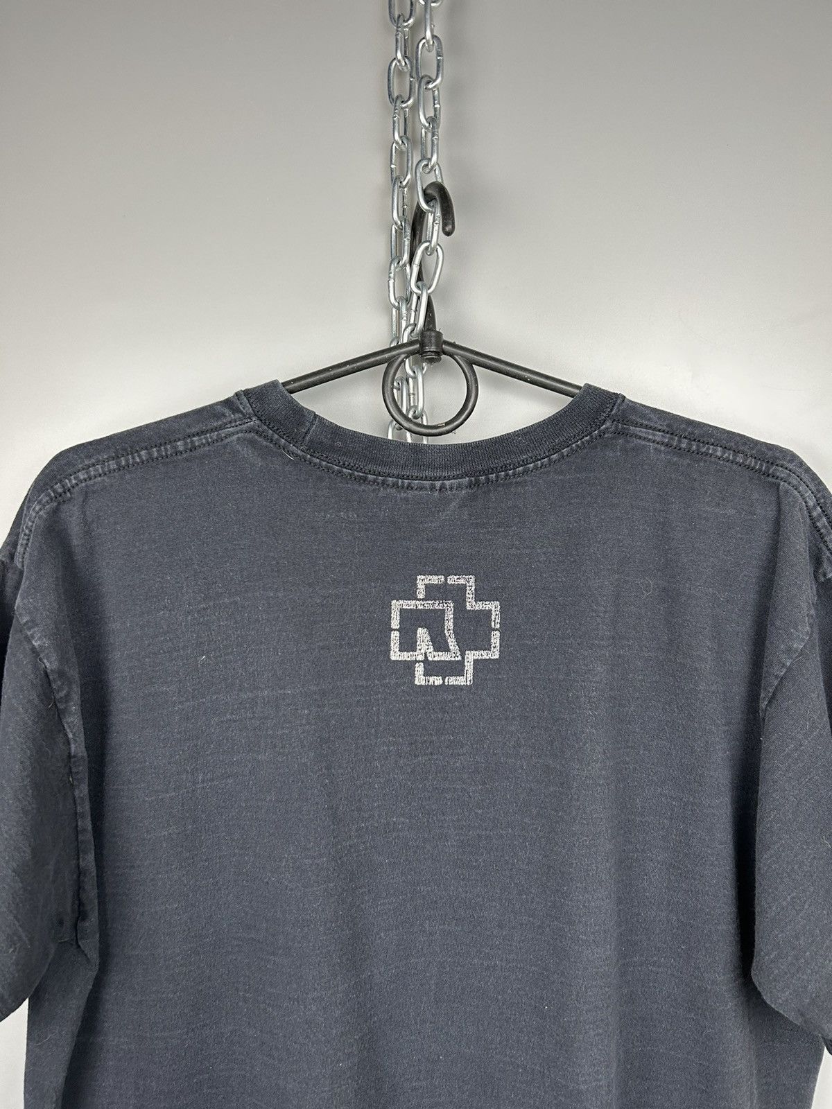 Band Tees Rammstein Mutter Links 234 Vintage 2001 Tshirt Size US L / EU 52-54 / 3 - 9 Thumbnail