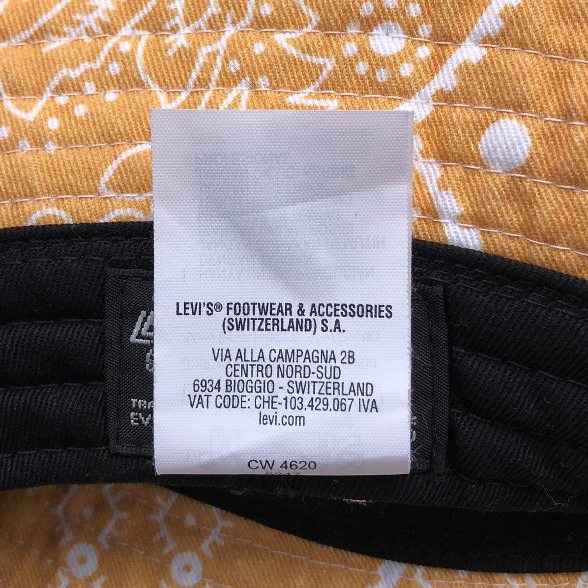 Levi's Levis PATCHWORK Bandana Bucket Hat Size ONE SIZE - 9 Thumbnail