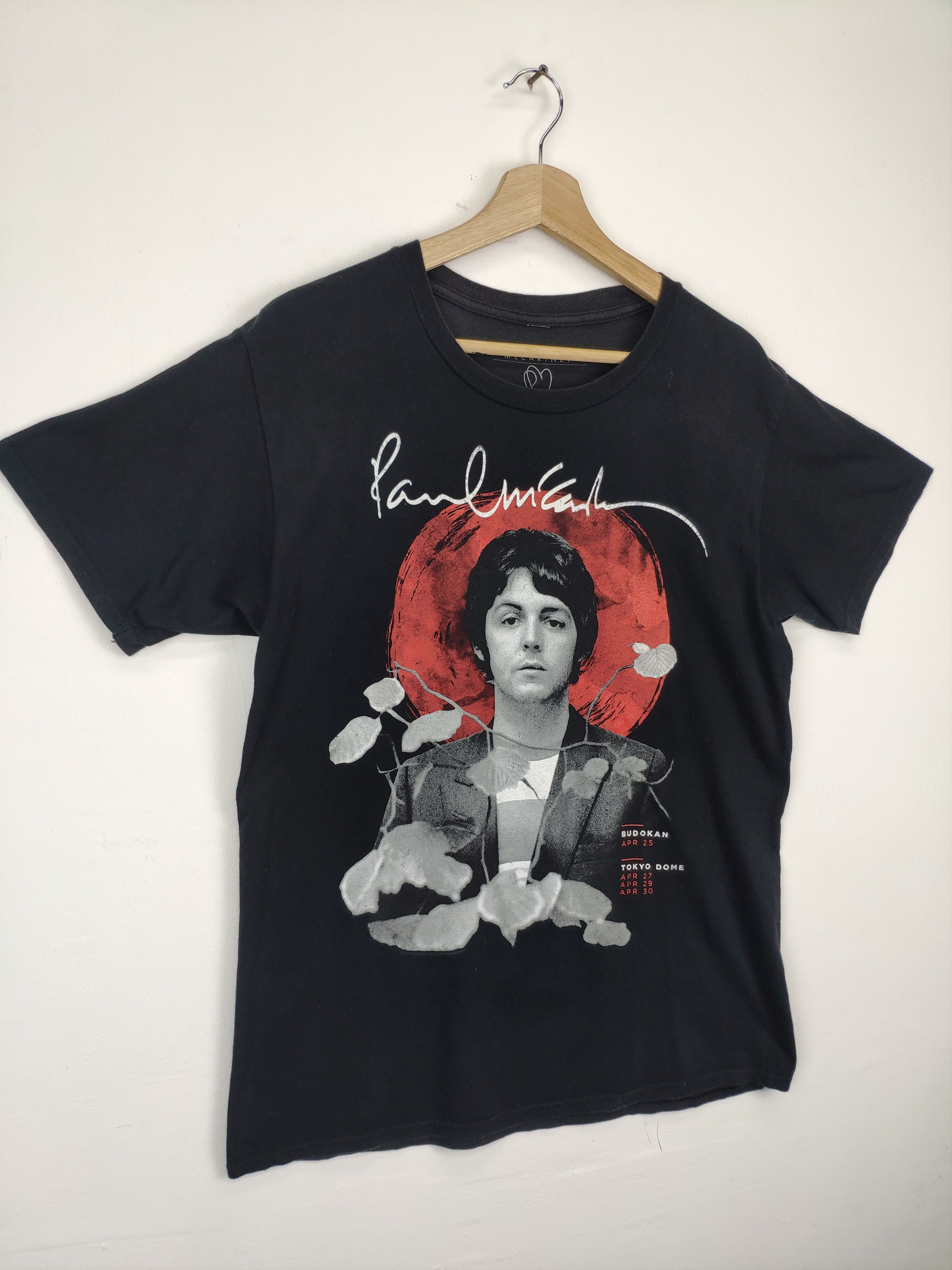 Band Tees Paul McCartney The Beatles Singer Tee Printed Size US M / EU 48-50 / 2 - 5 Thumbnail