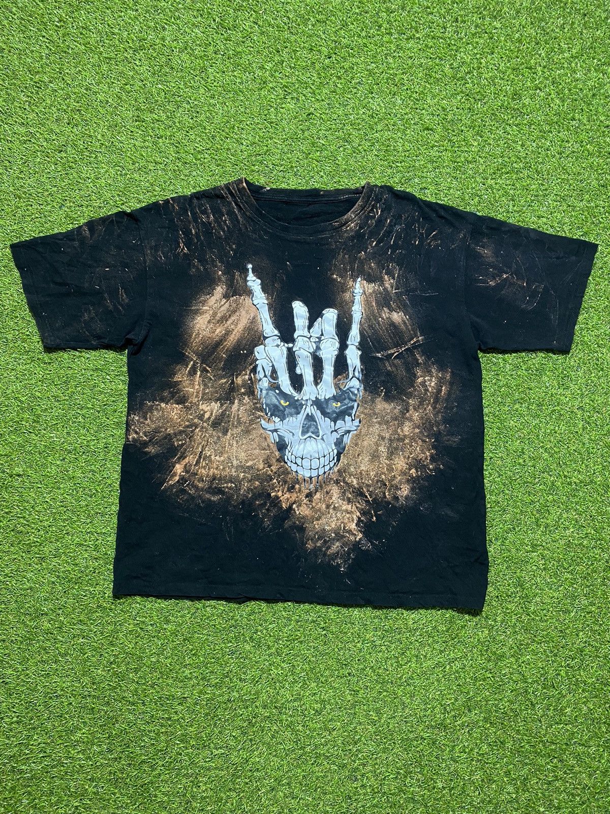 Band Tees Vintage Y2k Skeleton rock band tee streetwear style size XL Size US XL / EU 56 / 4 - 1 Thumbnail