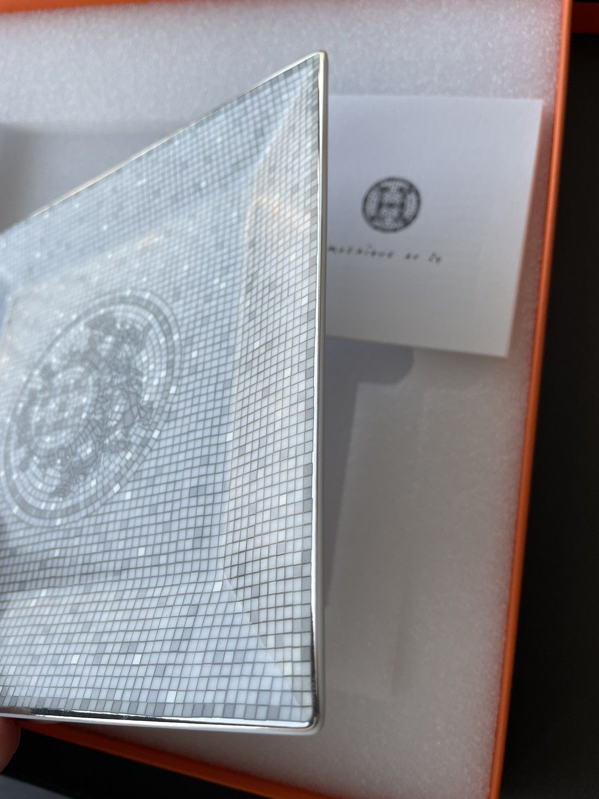 Hermes Limited Edition Super Rare Brand New Mosaique H Logo Plate Size ONE SIZE - 13 Thumbnail