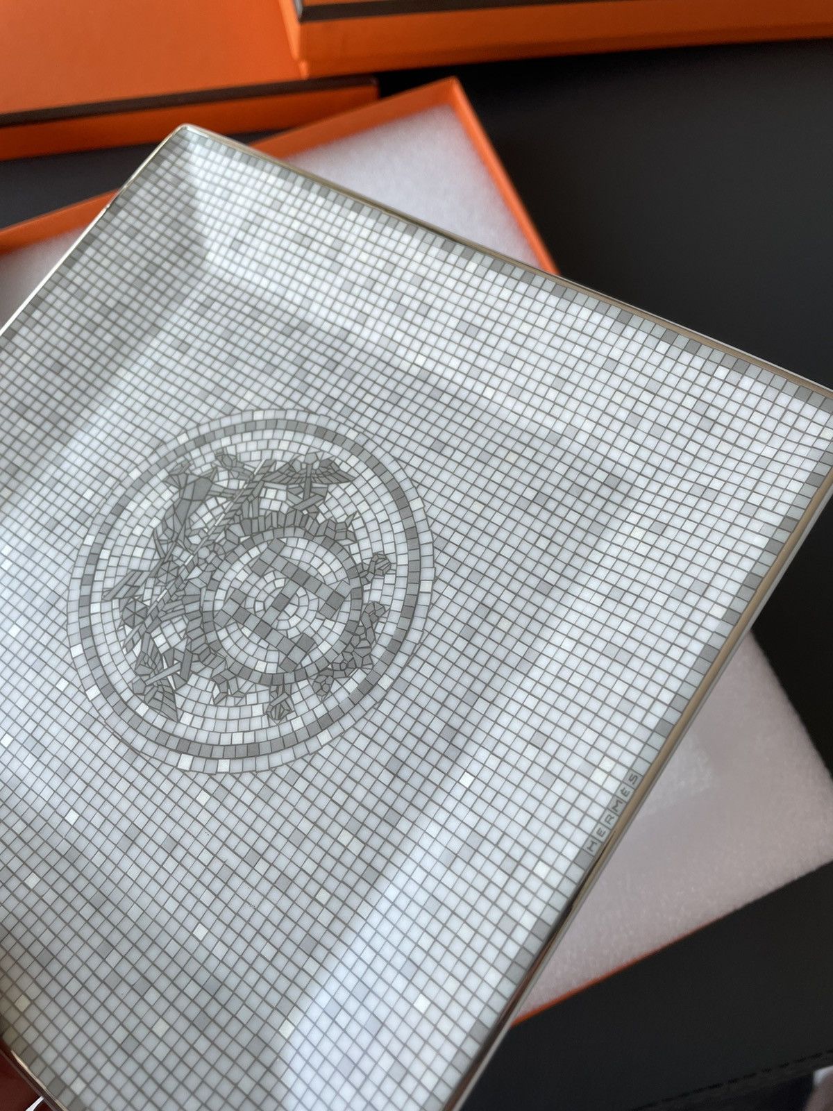 Hermes Limited Edition Super Rare Brand New Mosaique H Logo Plate Size ONE SIZE - 11 Thumbnail