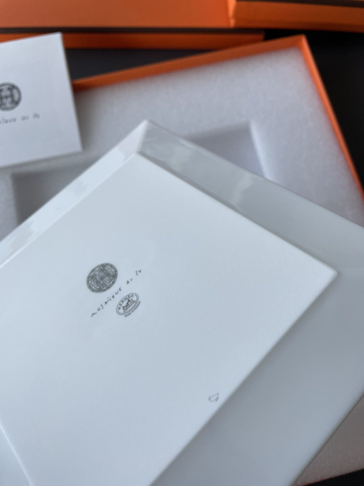 Hermes Limited Edition Super Rare Brand New Mosaique H Logo Plate Size ONE SIZE - 8 Thumbnail