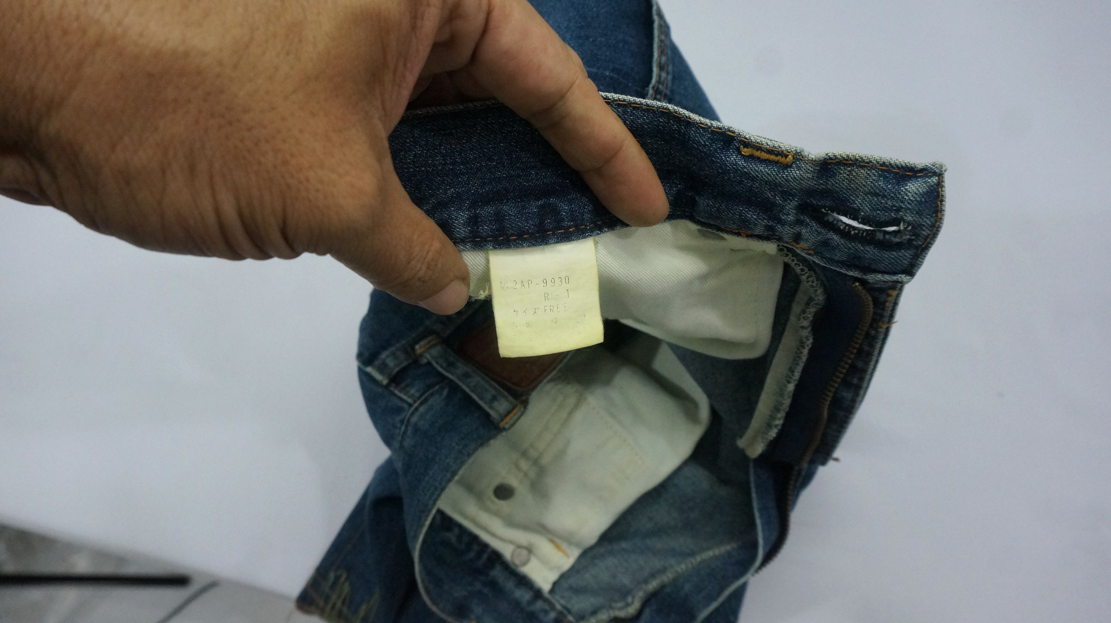 Hysteric Glamour Rare Vintage Hysteric Glamour Kinky Flare Boro Soft Jeans Size US 27 - 23 Thumbnail