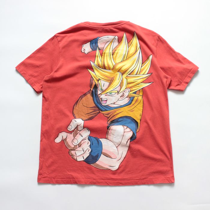 Bershka Bershka Dragon Ball Z Goku Super Saiyan Vegeta 3D tee