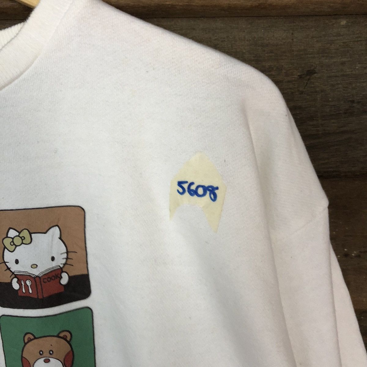 Anime Hello Kitty White Sweathshirt #5608 Size M / US 6-8 / IT 42-44 - 7 Thumbnail