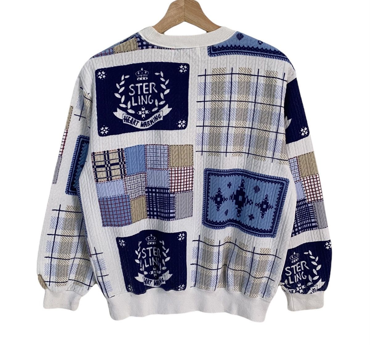 Aran Isles Knitwear VINTAGE ASTER FIELD STERLING HEART WARNING KNIT SWEATSHIRT Size US S / EU 44-46 / 1 - 2 Thumbnail
