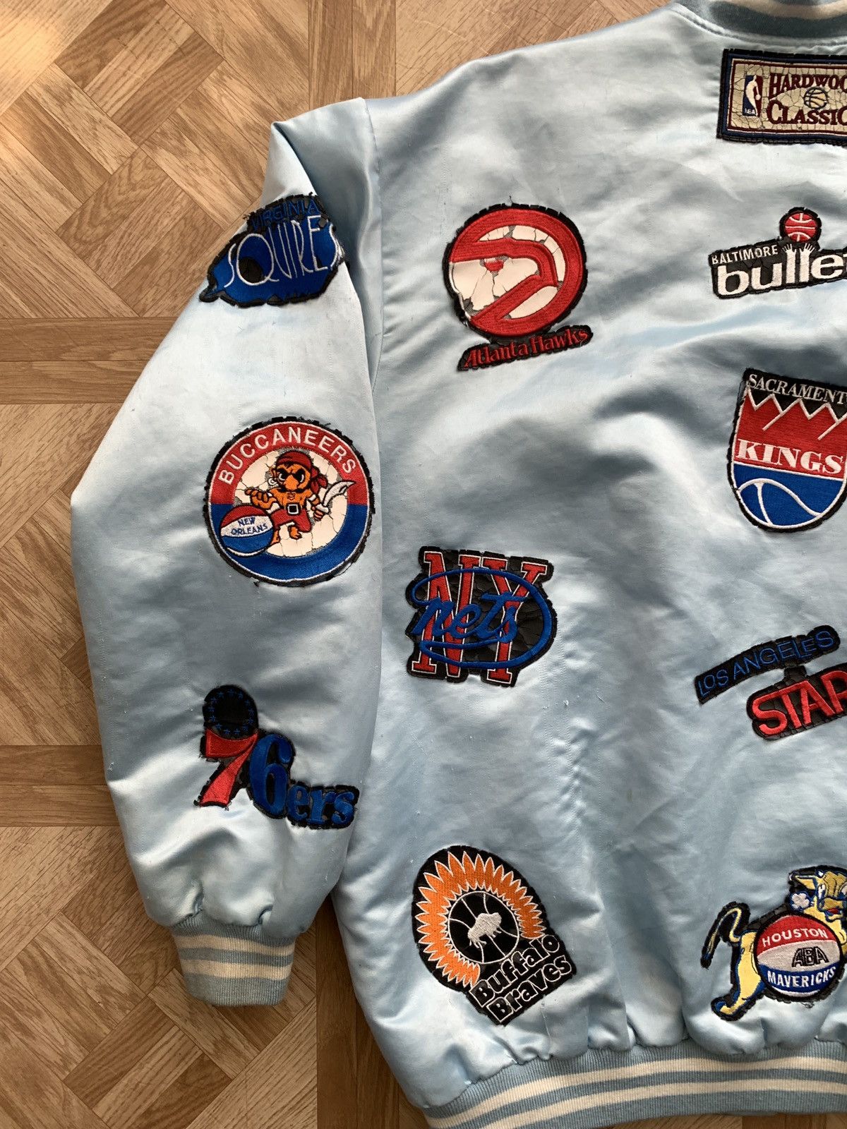 Jeff Hamilton × Vintage Vintage Jeff Hamilton NBA Patches Satin Bomber Jacket Size US XL / EU 56 / 4 - 3 Thumbnail