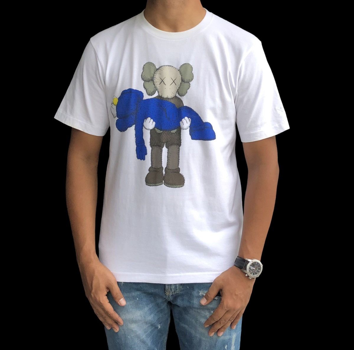 Kaws × Uniqlo Kaw X Uniqlo Unichro Caus Collaboration T-shirt Size US M / EU 48-50 / 2 - 1 Thumbnail