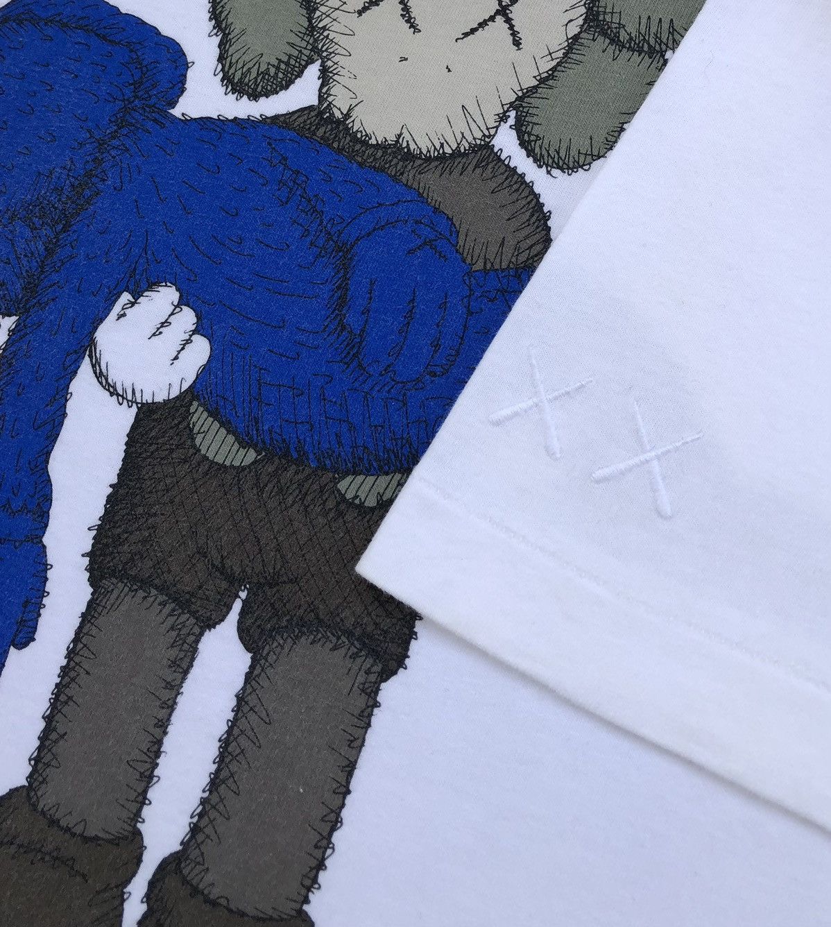 Kaws × Uniqlo Kaw X Uniqlo Unichro Caus Collaboration T-shirt Size US M / EU 48-50 / 2 - 8 Thumbnail