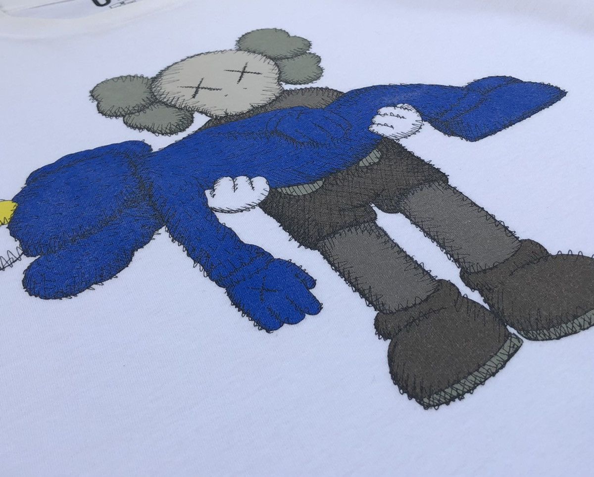 Kaws × Uniqlo Kaw X Uniqlo Unichro Caus Collaboration T-shirt Size US M / EU 48-50 / 2 - 7 Thumbnail