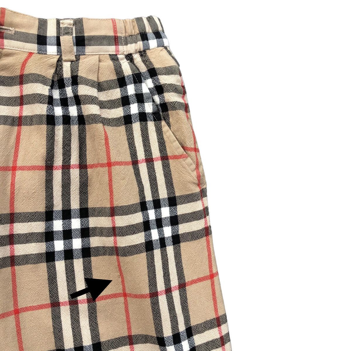 Burberry Vintage Burberrys Nova Check New Wool Women Short Pant Size 26" / US 2 / IT 38 - 13 Thumbnail