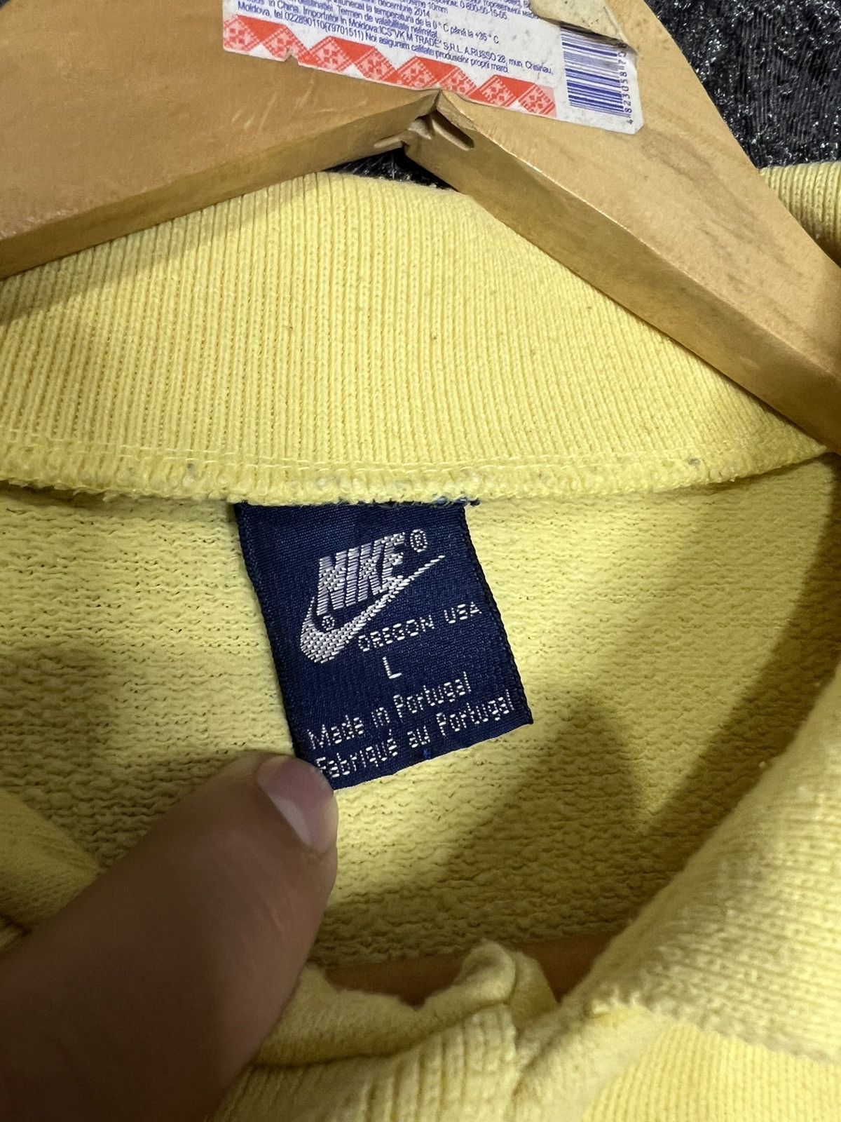 Nike 80’s Vintage Nike Oregon Sweatshirt Size L Made in USA Size US L / EU 52-54 / 3 - 3 Thumbnail