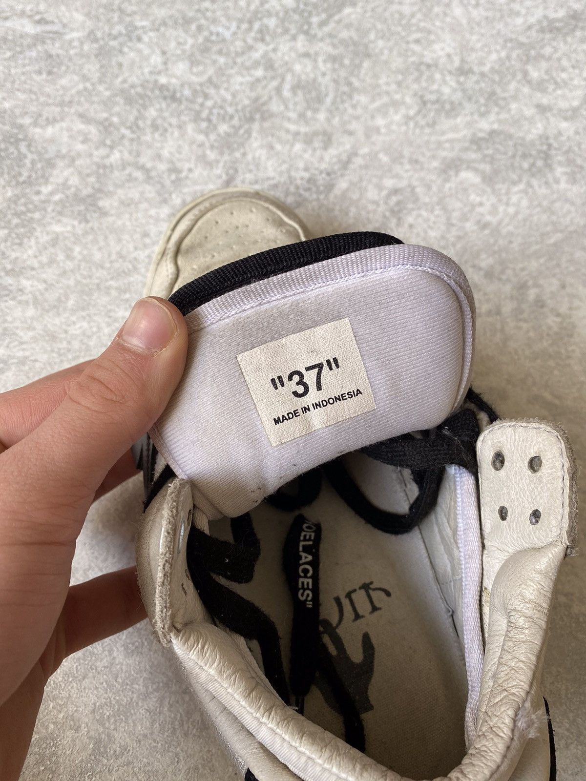 Off-White Off-White OFF Court Low 3.0 Sneakers Size US 5.5 / EU 38 - 14 Thumbnail