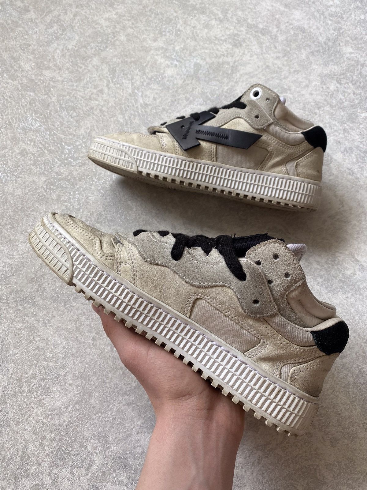 Off-White Off-White OFF Court Low 3.0 Sneakers Size US 5.5 / EU 38 - 5 Thumbnail