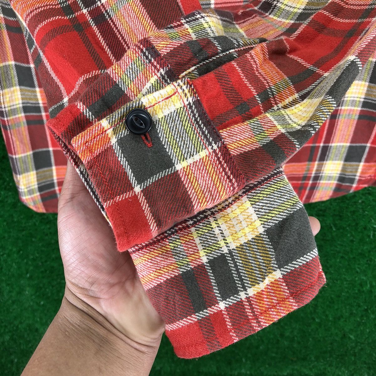 Japanese Brand Vintage Flannel Checkered Double Pocket Cat Eye Button Size L / US 10 / IT 46 - 10 Thumbnail