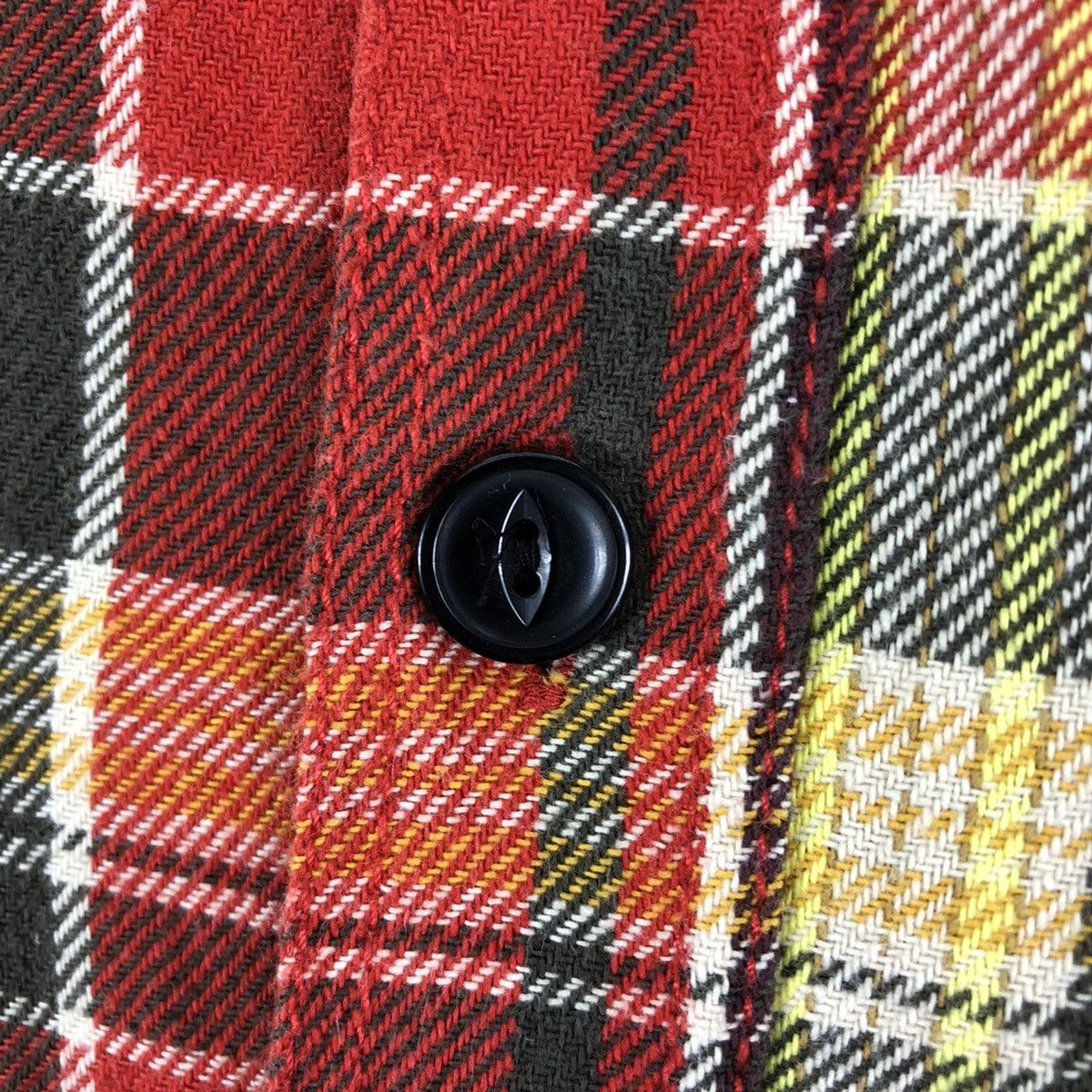 Japanese Brand Vintage Flannel Checkered Double Pocket Cat Eye Button Size L / US 10 / IT 46 - 8 Thumbnail