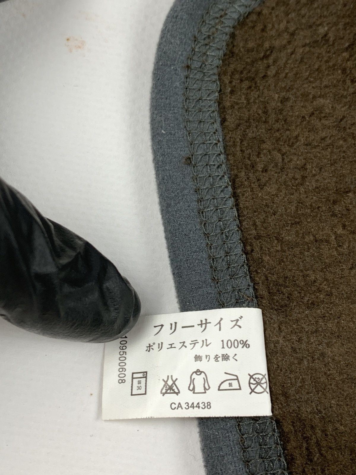 Arc'teryx Vintage Arcteryx Polartec Zip Pocket Fleece Brown Scarf Size ONE SIZE - 10 Thumbnail