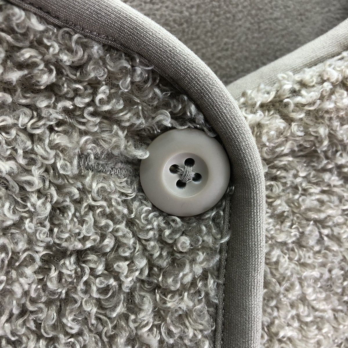 Uniqlo Uniqlo Deep Pile Cardigan Button Up Size US M / EU 48-50 / 2 - 7 Thumbnail