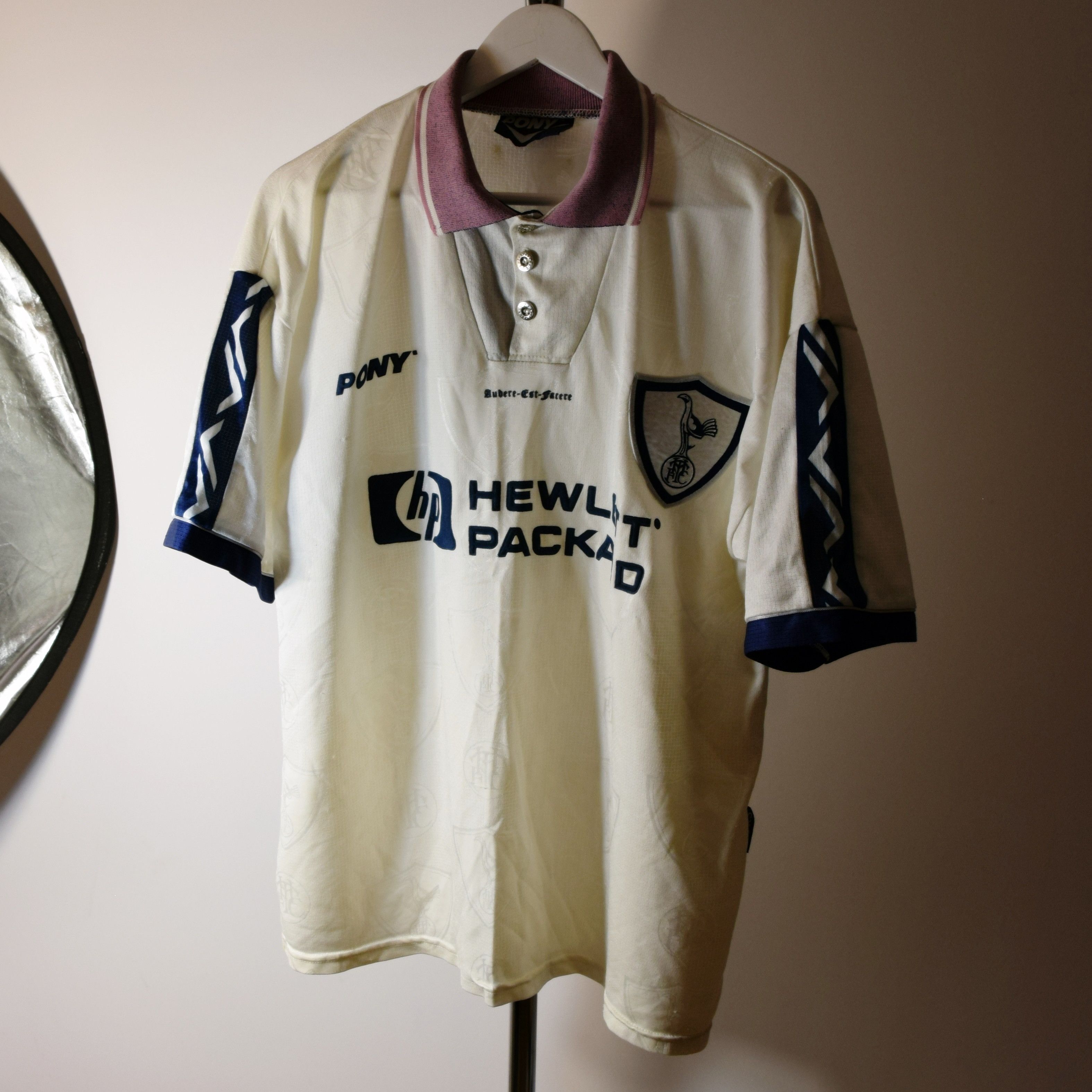 Vintage TOTTENHAM SPURS PREMIER 90S1995-97 SOCCER JERSEY HOME PONY L Size US L / EU 52-54 / 3 - 3 Thumbnail