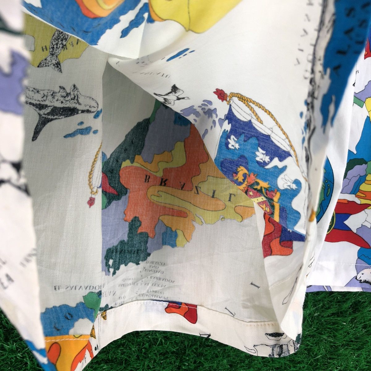 Vintage Vintage Short Pants Summer Fullprint World Maps Size US 30 / EU 46 - 10 Thumbnail