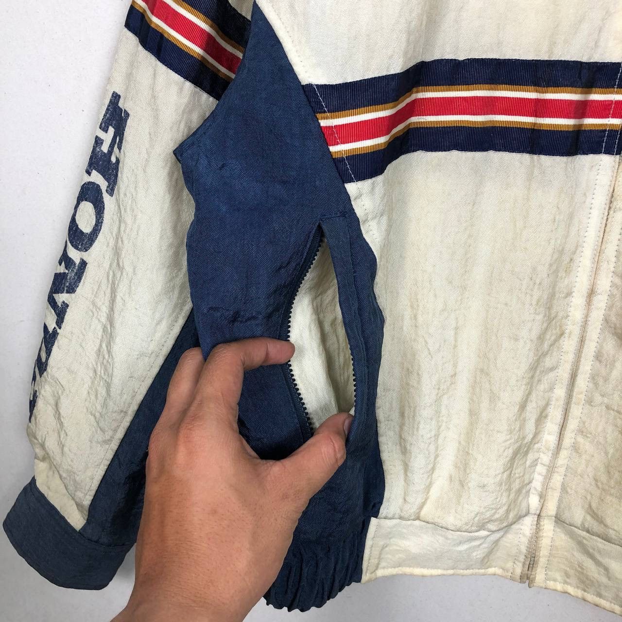 Honda Iconic 80s Rothmans Honda Racing Sweater Jacket Motorcycle Size US M / EU 48-50 / 2 - 8 Thumbnail
