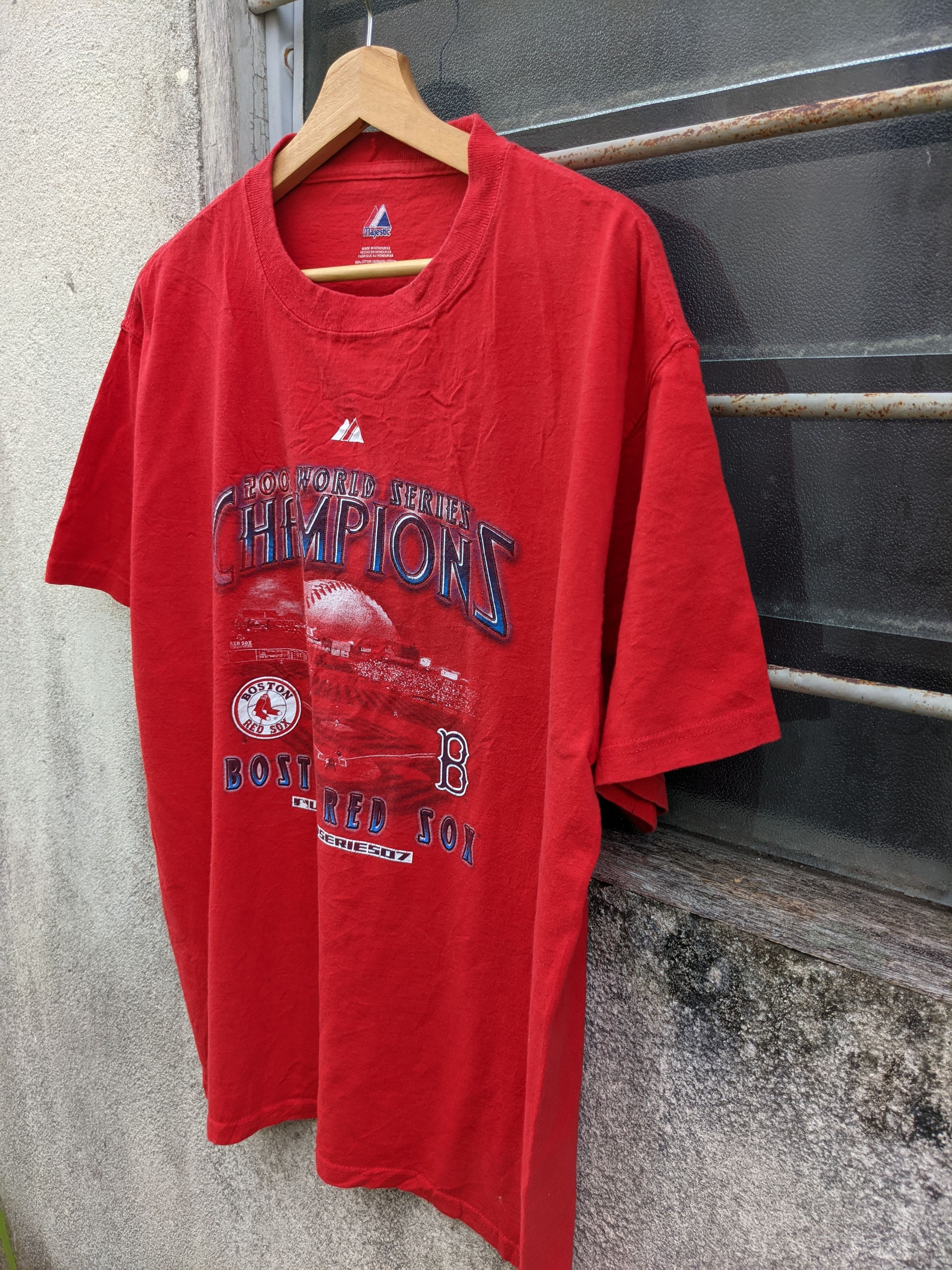 MLB × Majestic × Vintage ⚡️Final drop⚡️ Majestic Boston Red Sox Champion 2007 Size US L / EU 52-54 / 3 - 3 Thumbnail