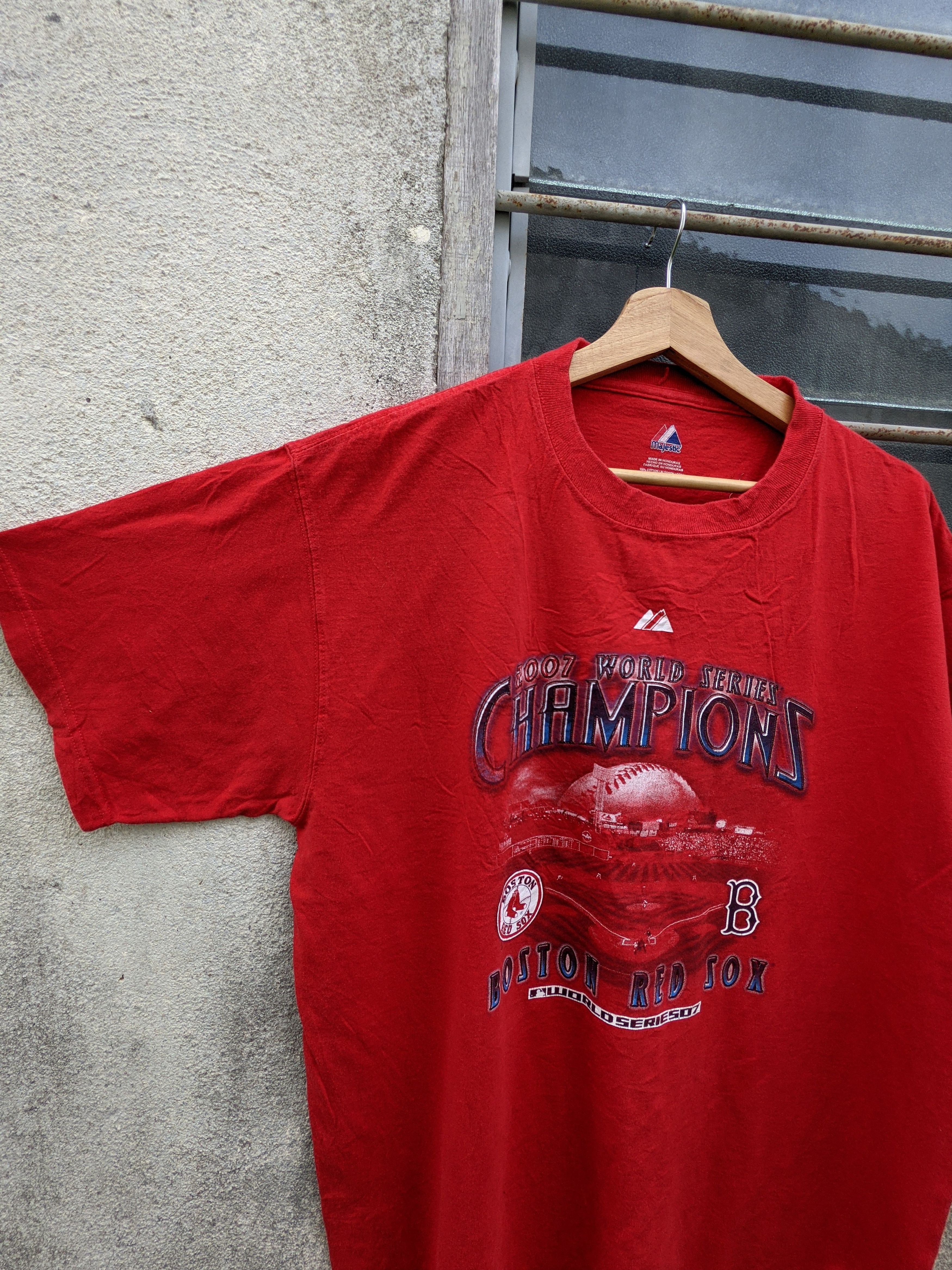 MLB × Majestic × Vintage ⚡️Final drop⚡️ Majestic Boston Red Sox Champion 2007 Size US L / EU 52-54 / 3 - 6 Thumbnail