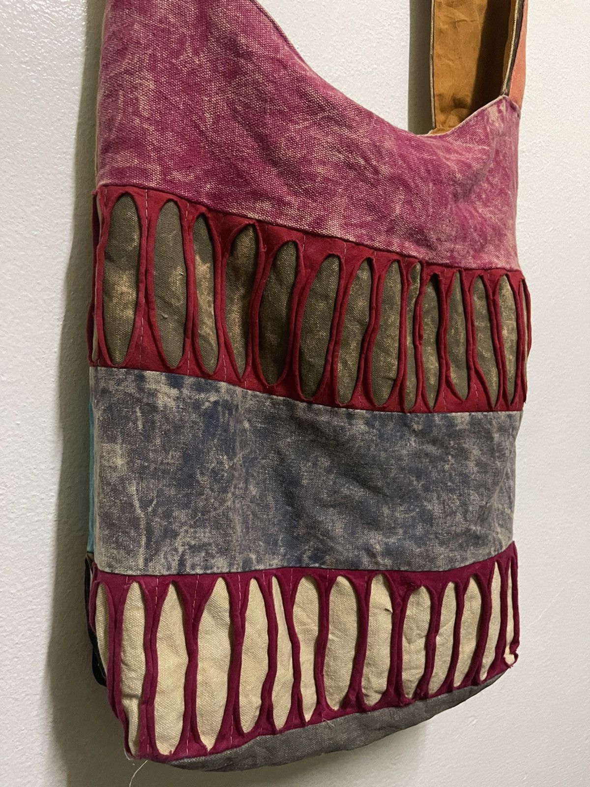 Japanese Brand × Other Sling Bag Custom Distressed Rare Design Size ONE SIZE - 12 Thumbnail