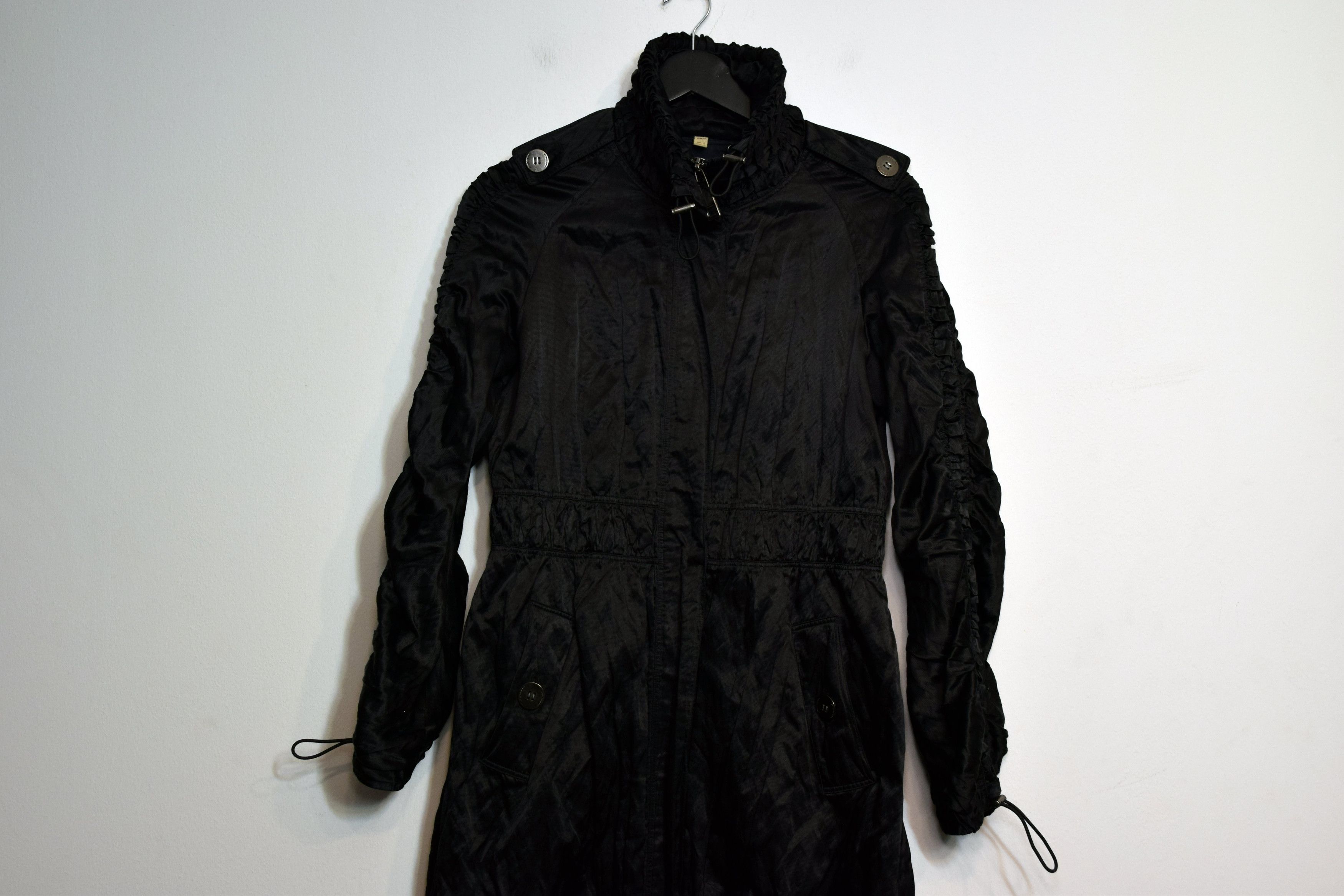 Burberry Single Breastead Coat Jacket Gothic Y2K Vintage Burberry Size M / US 6-8 / IT 42-44 - 4 Thumbnail