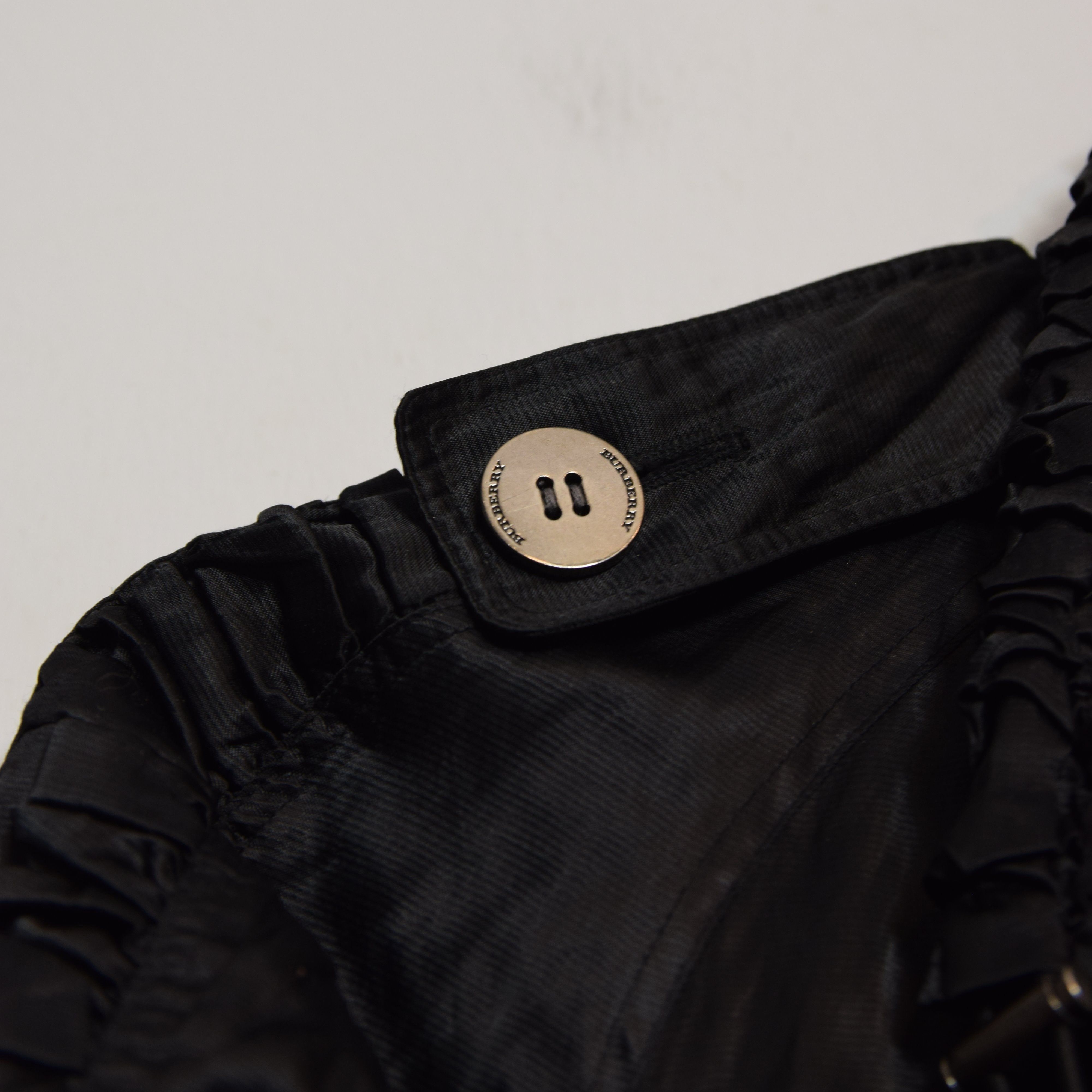 Burberry Single Breastead Coat Jacket Gothic Y2K Vintage Burberry Size M / US 6-8 / IT 42-44 - 10 Thumbnail