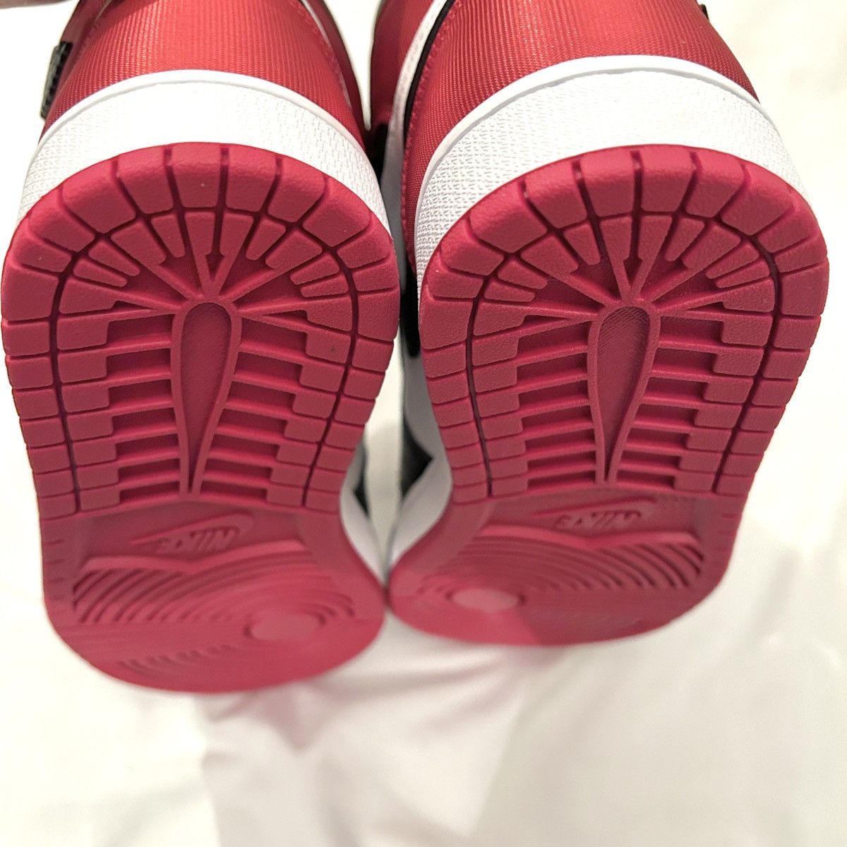 Jordan Brand 🔻Air Jordan 1 Satin Black Toe🔻 Size US 8 / IT 38 - 7 Thumbnail